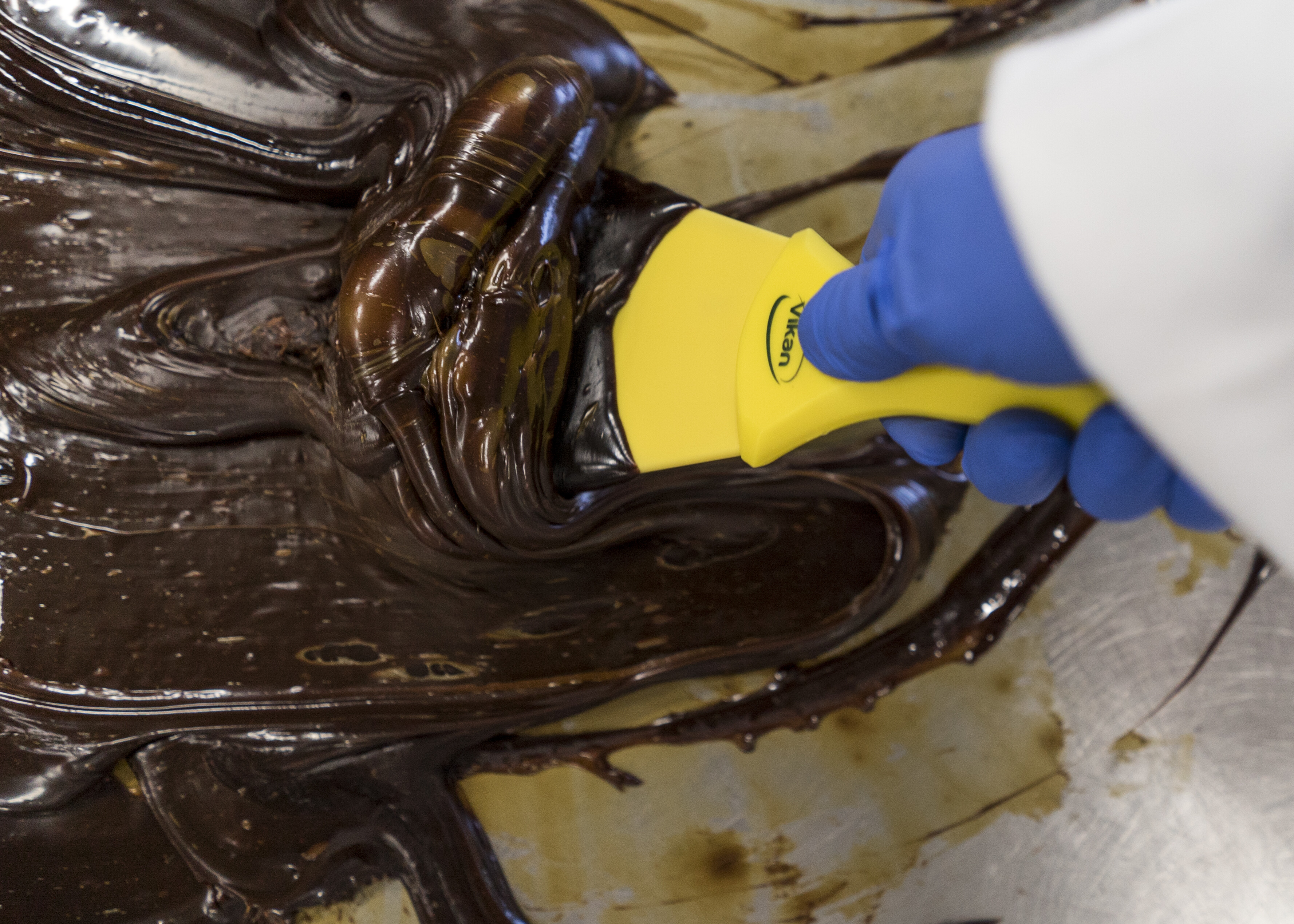 Vikan Nylon Hand Scraper, 100 mm, Blue