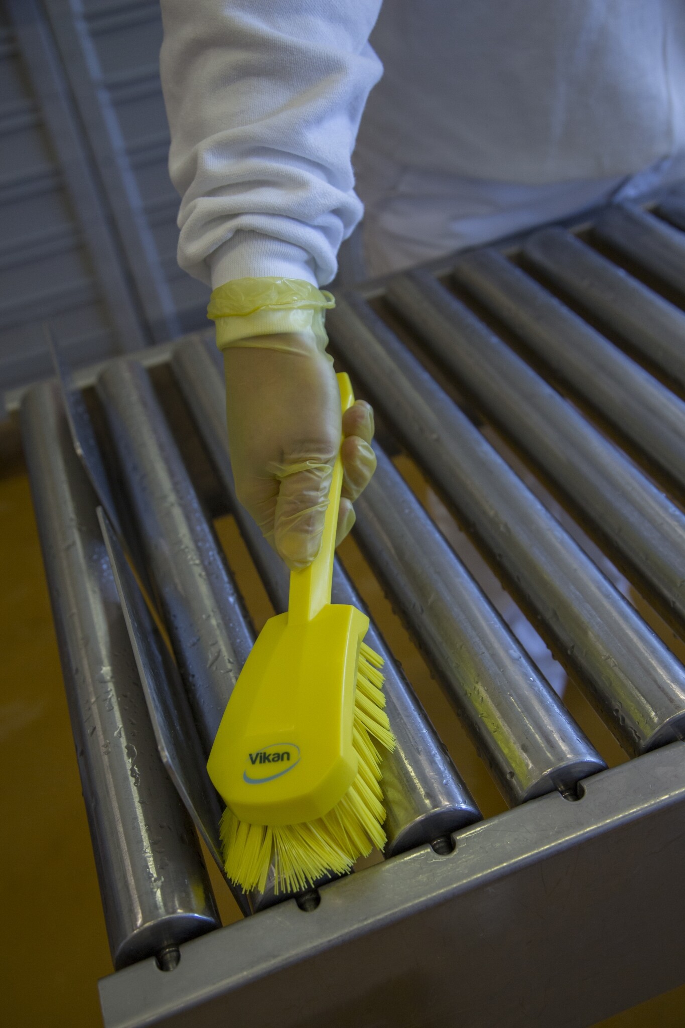 Vikan Washing Brush w/short Handle, 270 mm, Hard, Blue