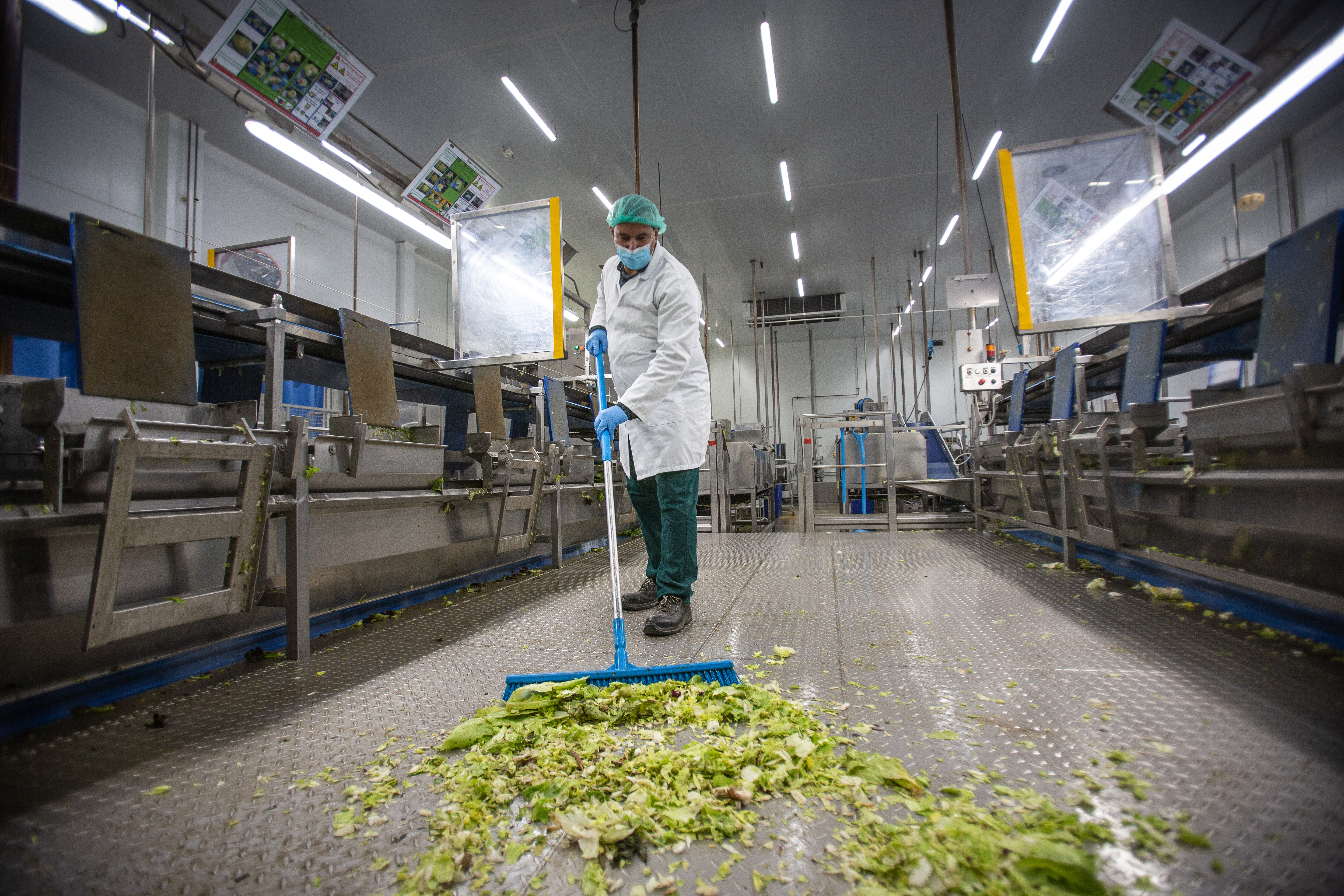 Vikan Broom, 610 mm, Soft/hard, Blue