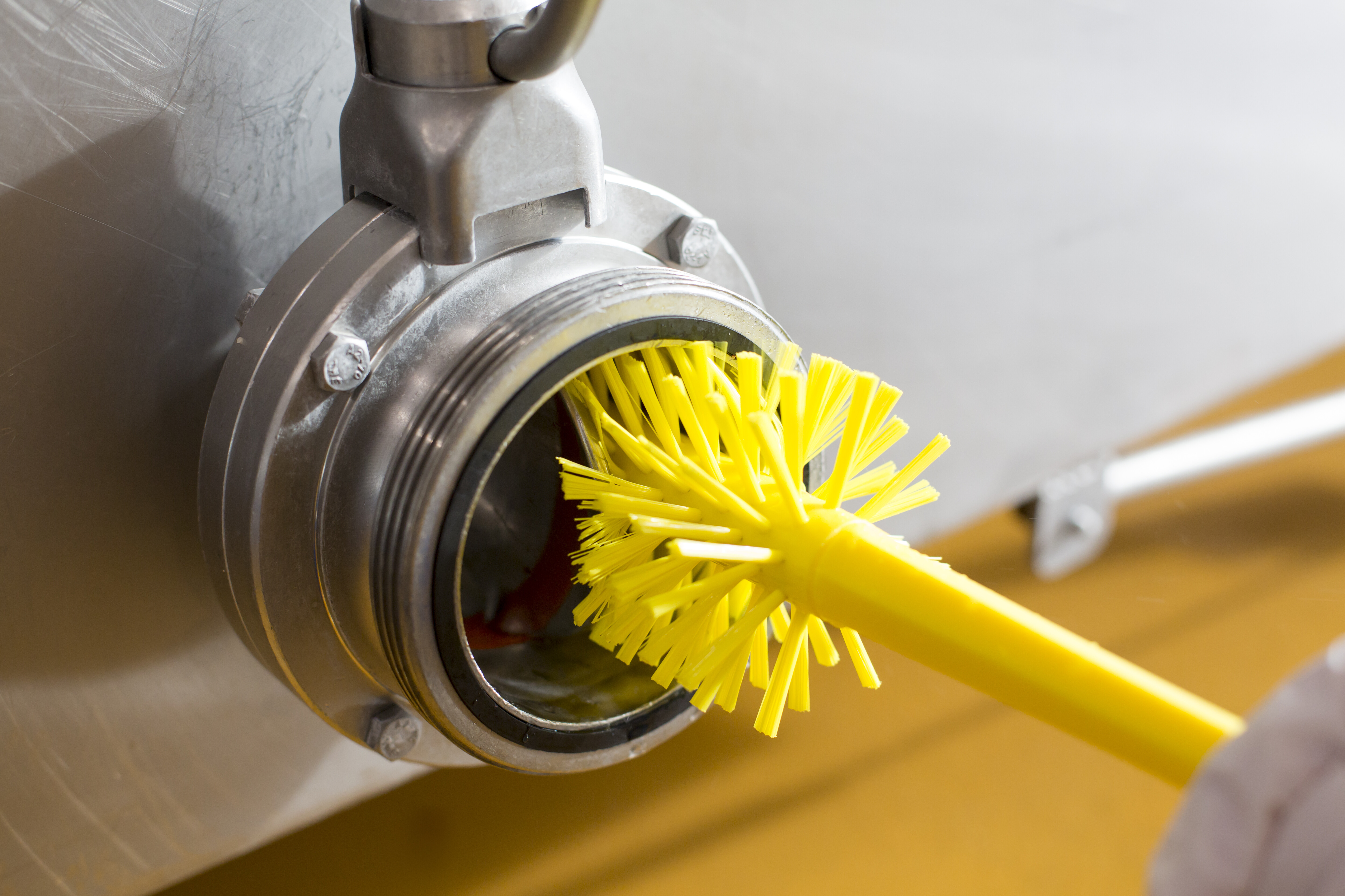 Vikan Pipe Brush w/handle, one piece, 430 mm, Medium/hard, Blue