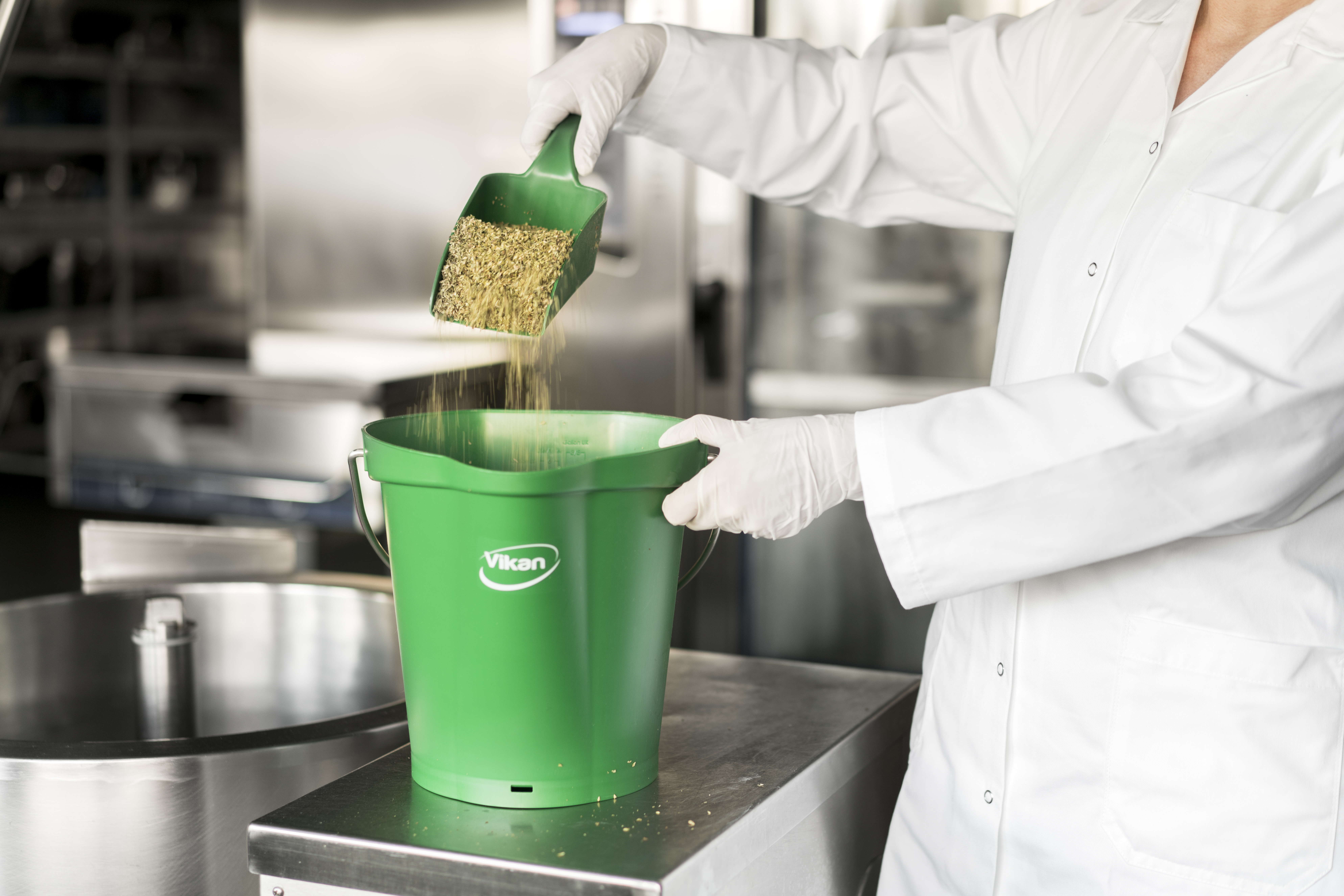 Vikan Hand Scoop, 0.5 Litre, Blue