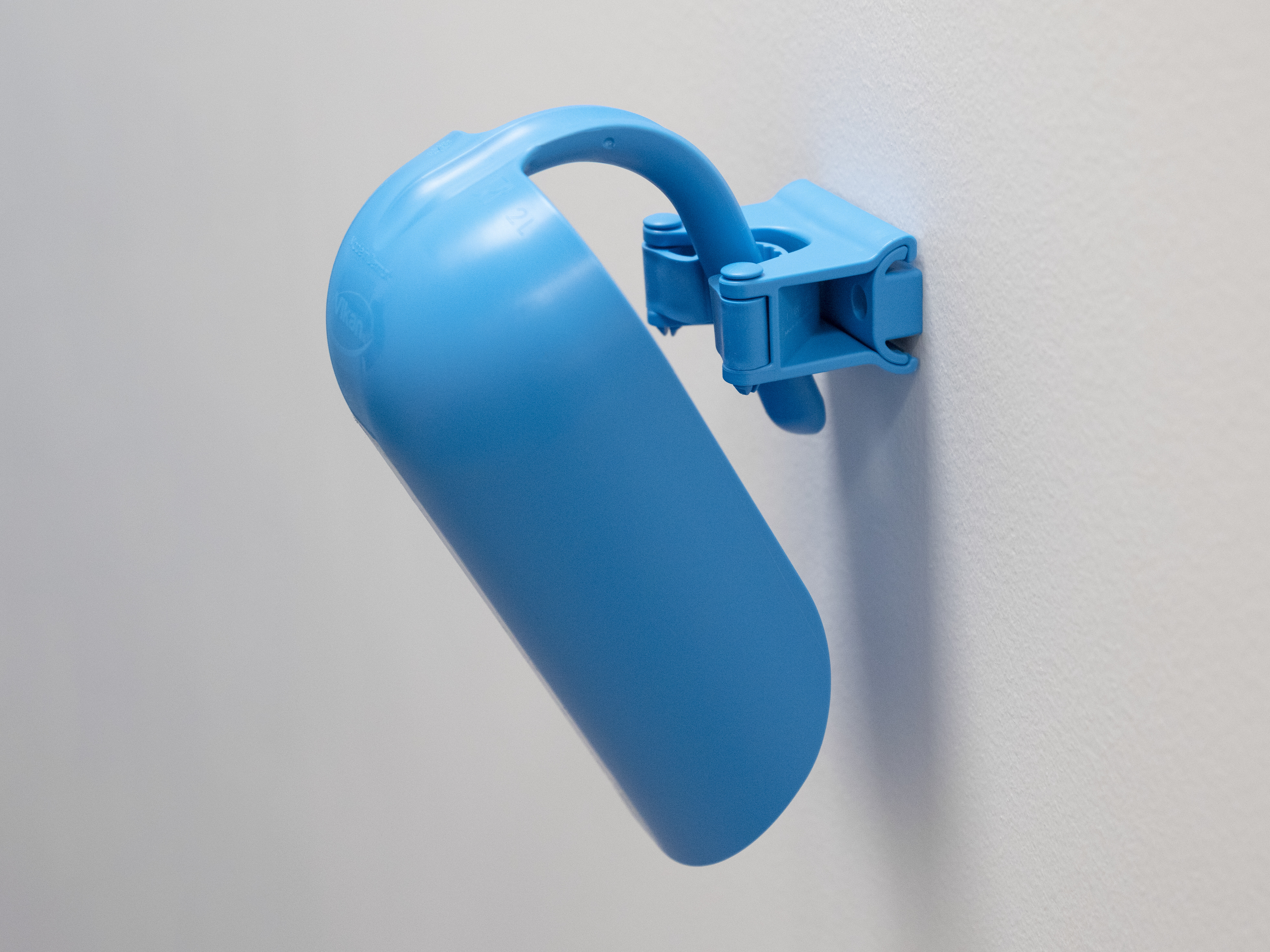 Vikan, Hygienic Wall Bracket, Grip Band Module, 82 mm, Blue