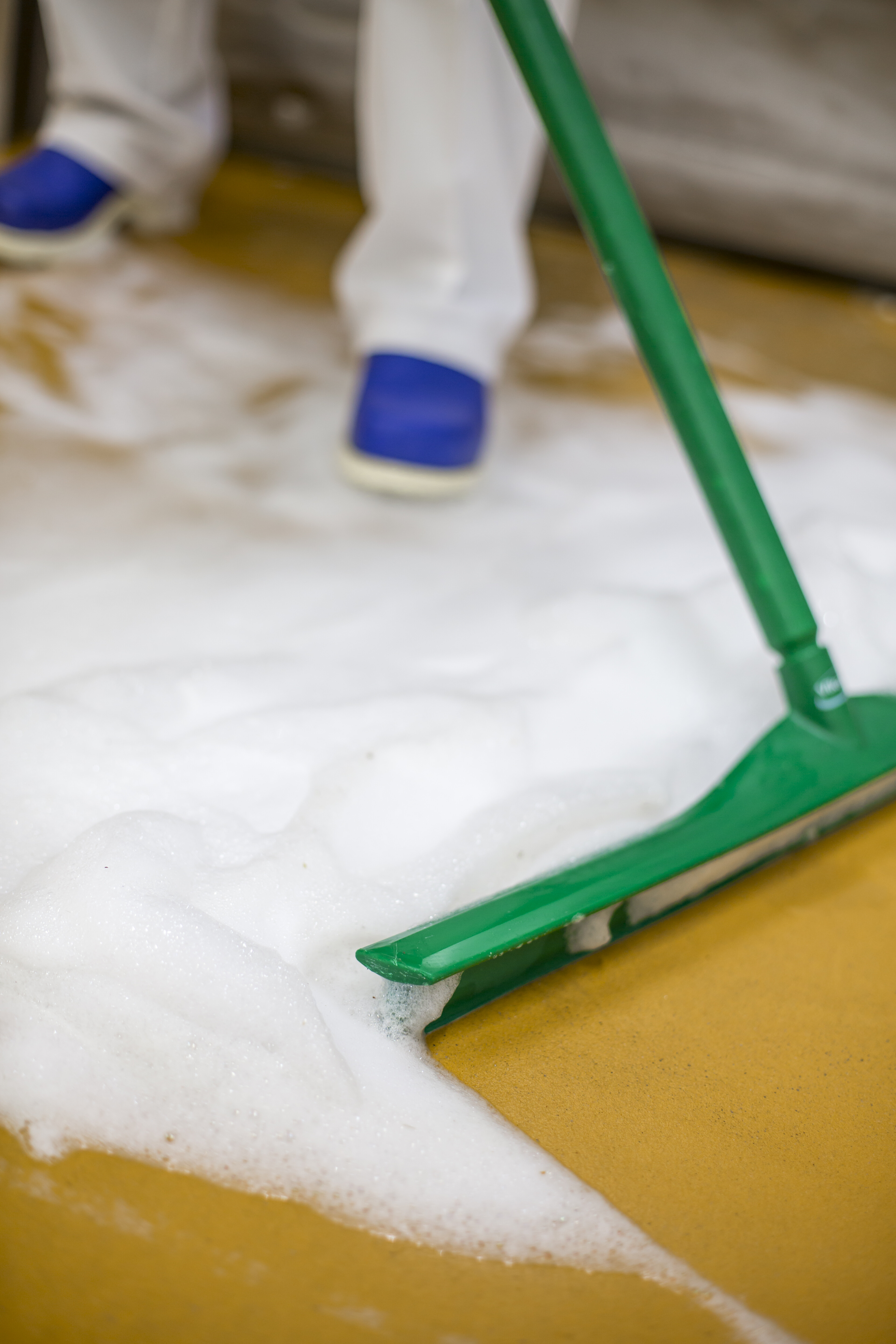 Vikan Ultra Hygiene Squeegee, 700 mm, Blue