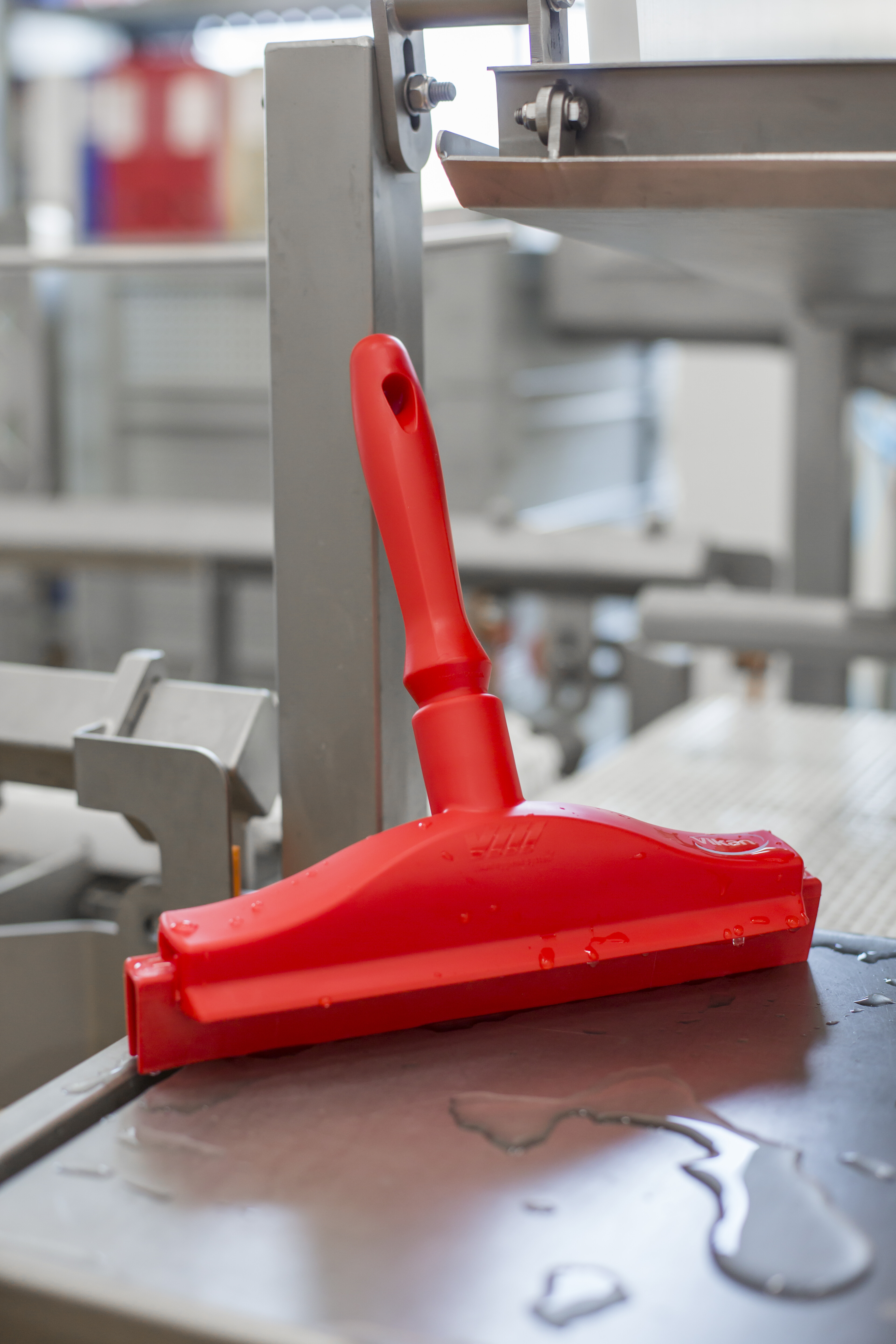 Vikan Hygienic Hand Squeegee w/replacement cassette, 250 mm, Blue