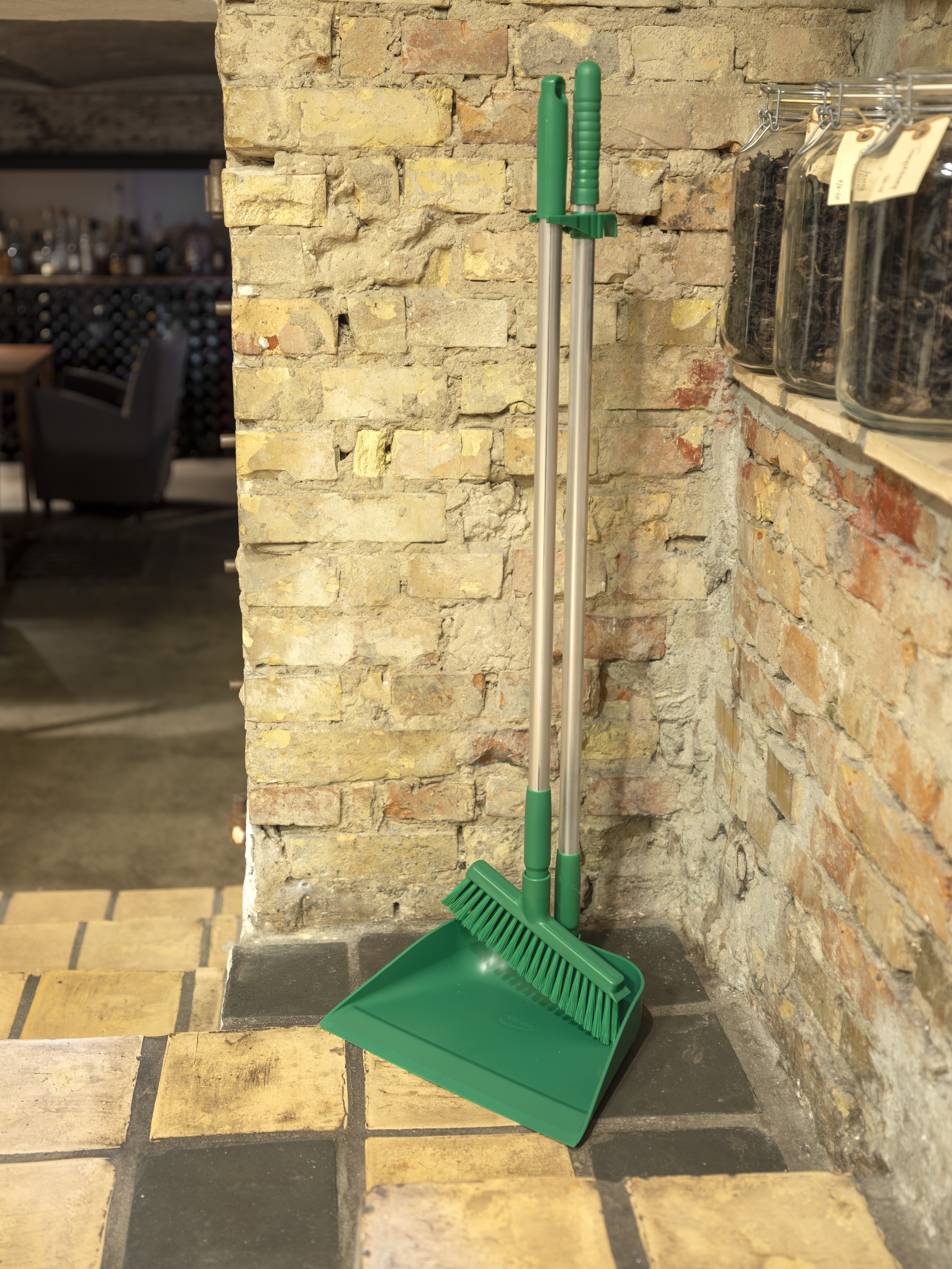 Vikan Upright Dustpan, 330 mm, Blue