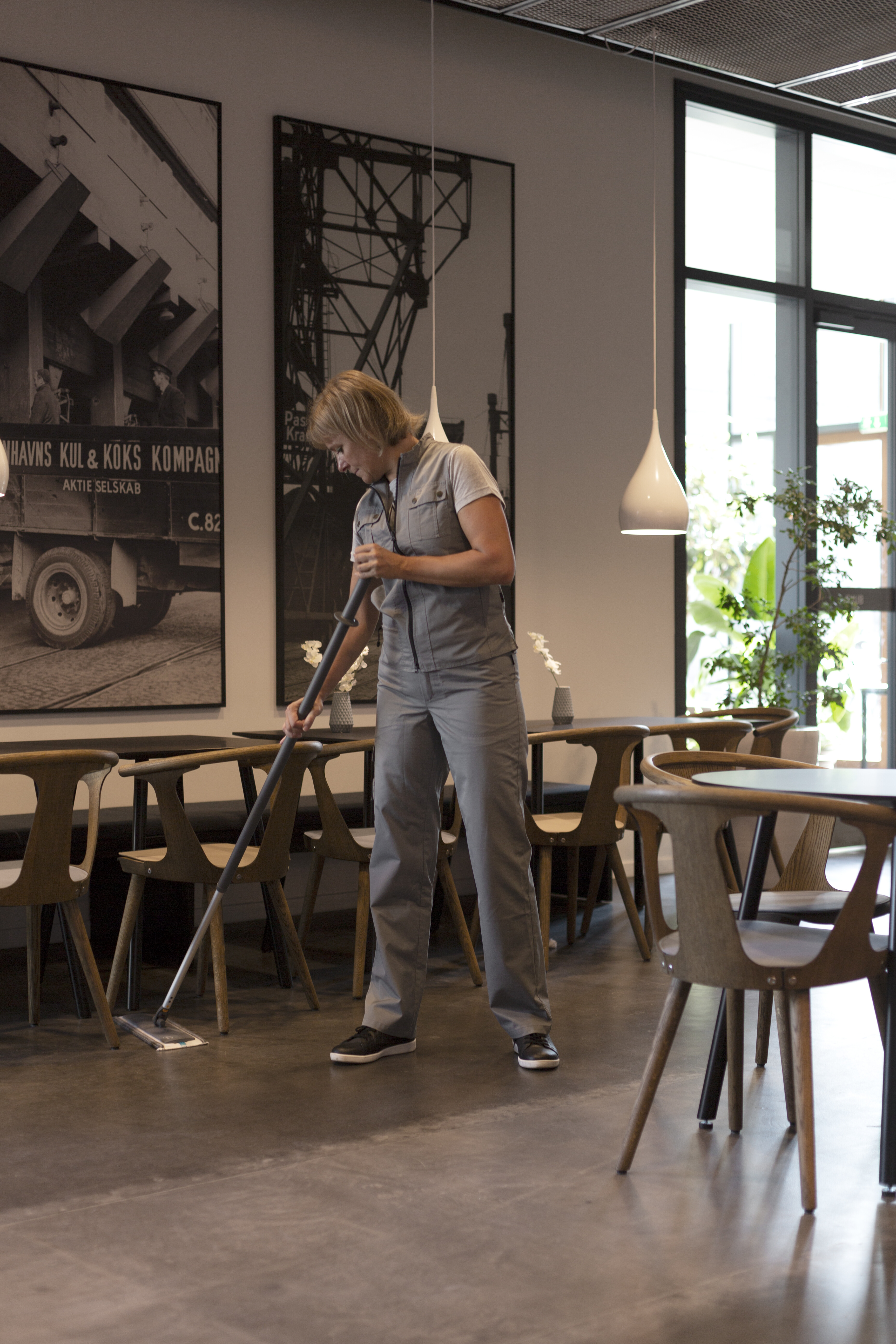 Vikan DampDry 31 microfibre mop, Hook & Loop, 40 cm, Grey
