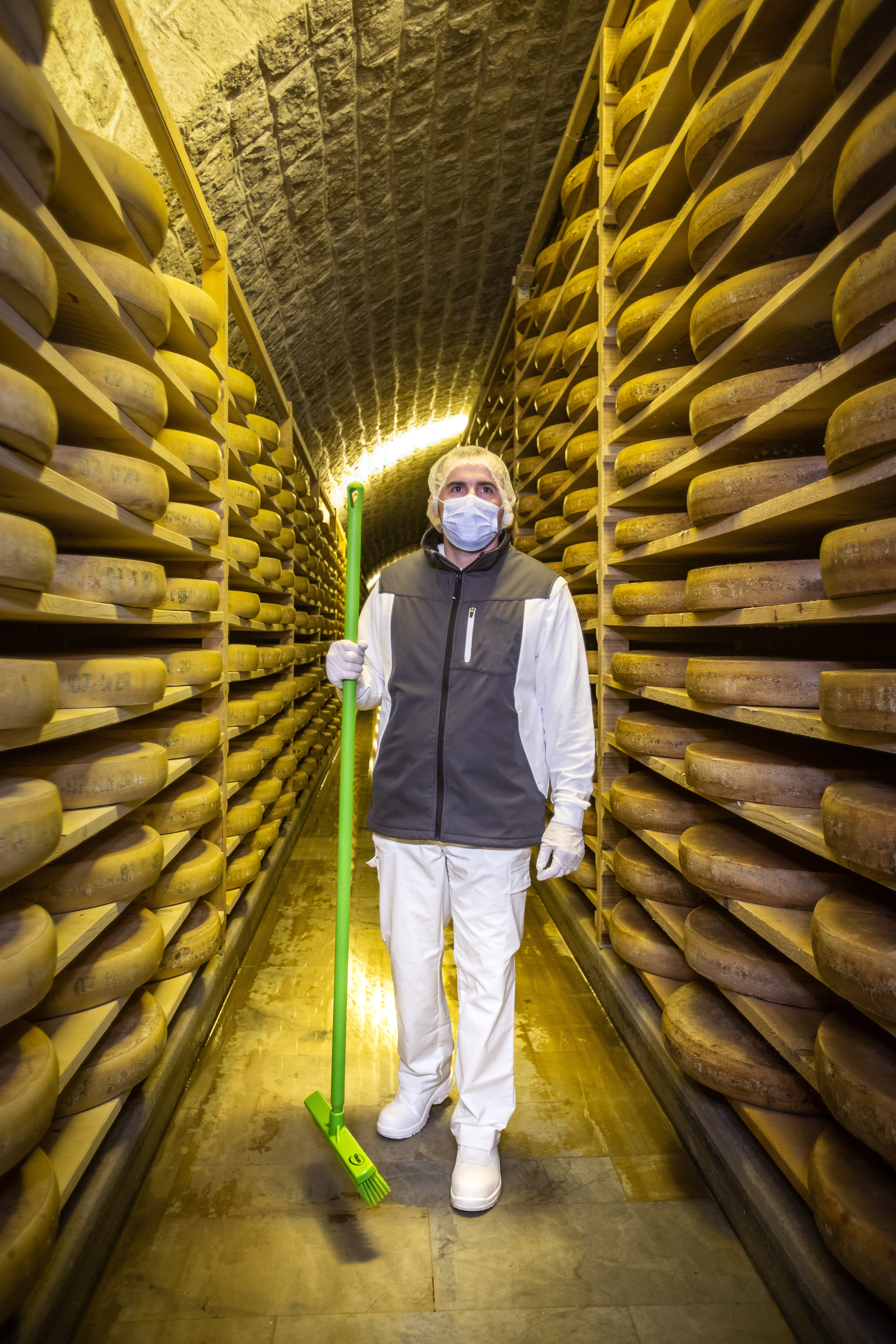 Vikan Broom, 410 mm, Soft/hard, Blue