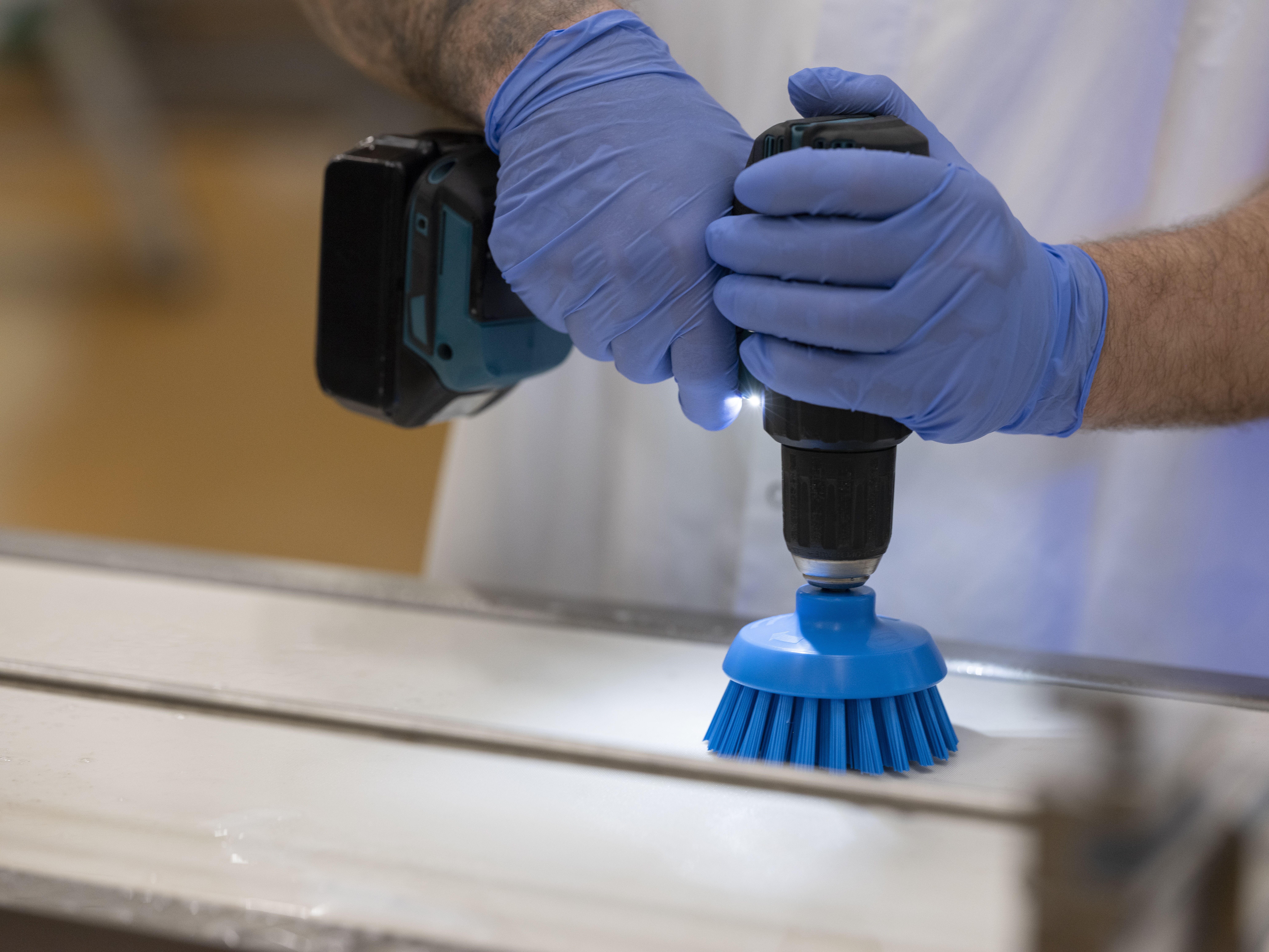 Vikan HyDrive Round Brush, Ø90 mm, Very hard, Blue