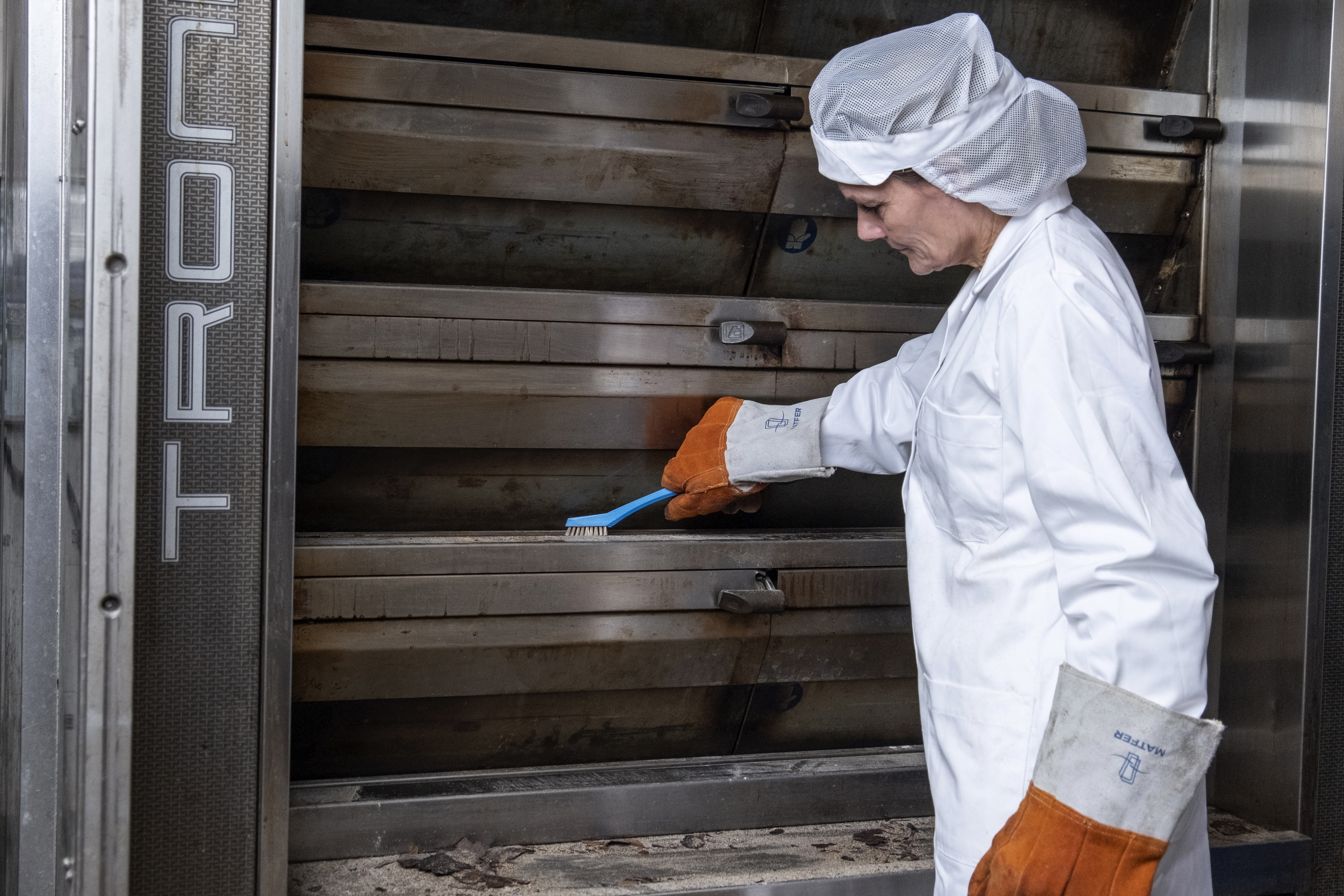 Vikan Detail Brush with heat resistant filaments, 205 mm, Very hard, Blue