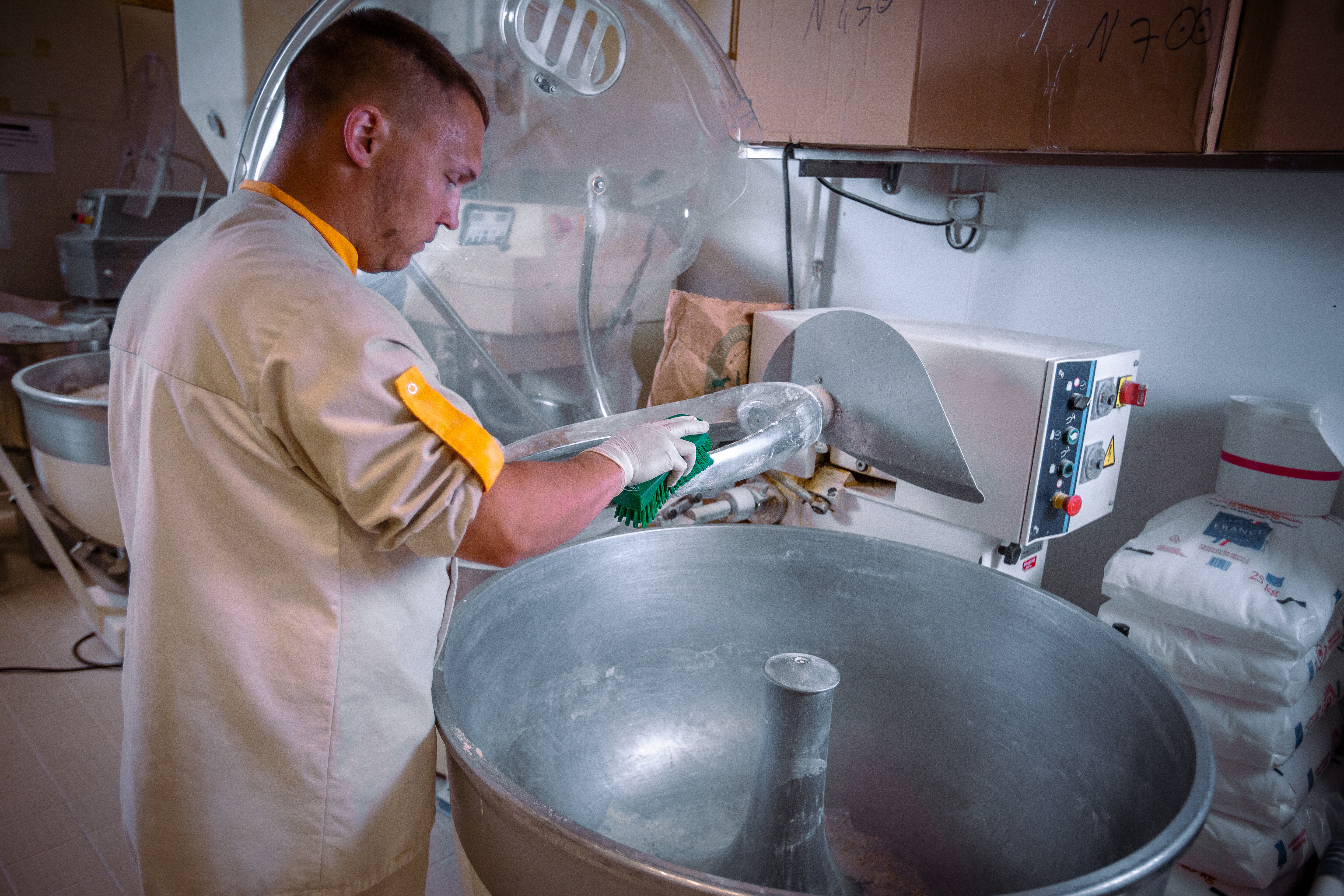 Vikan Hand Brush L, 200 mm, Hard, Blue