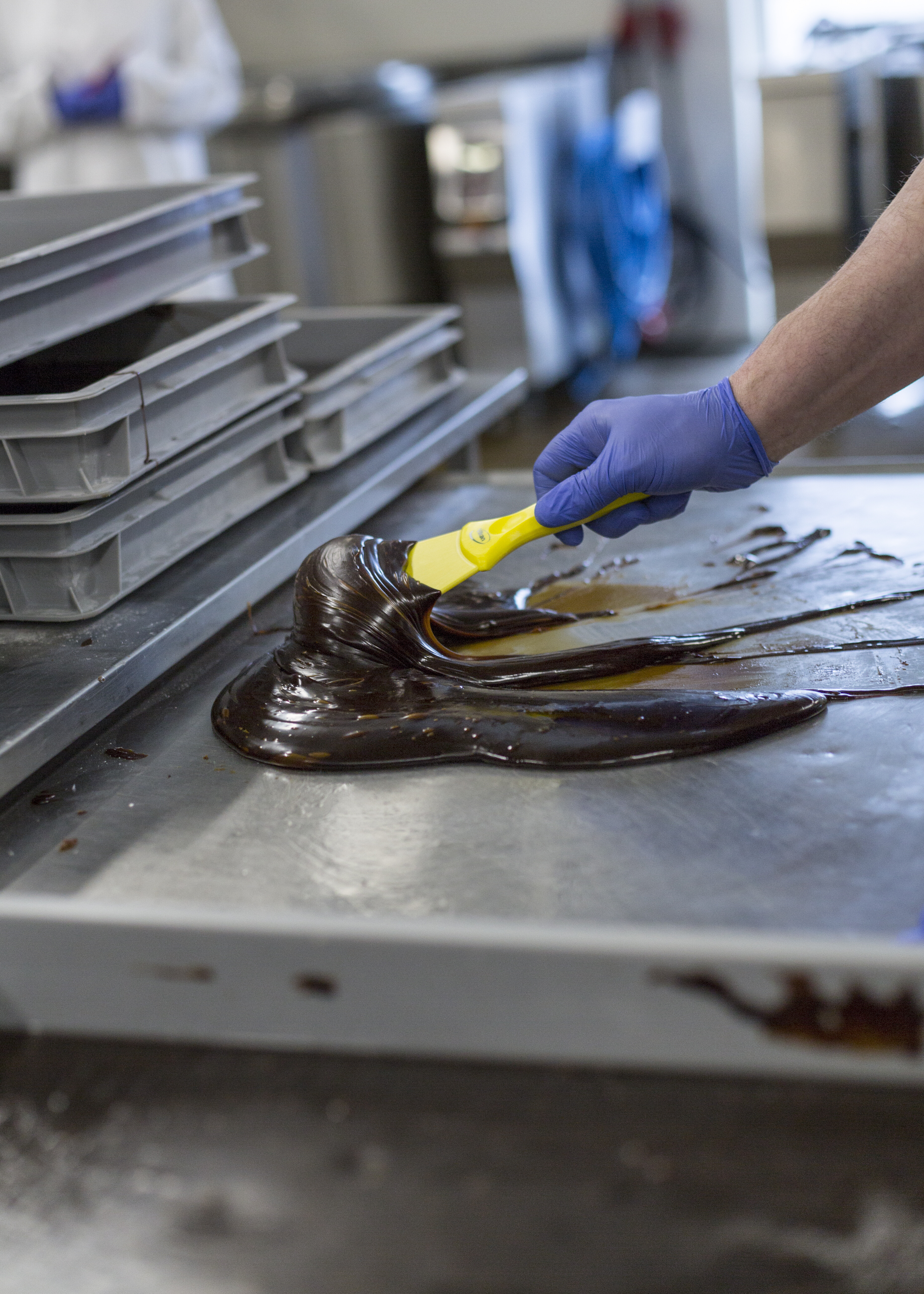 Vikan Nylon Hand Scraper, 100 mm, Blue