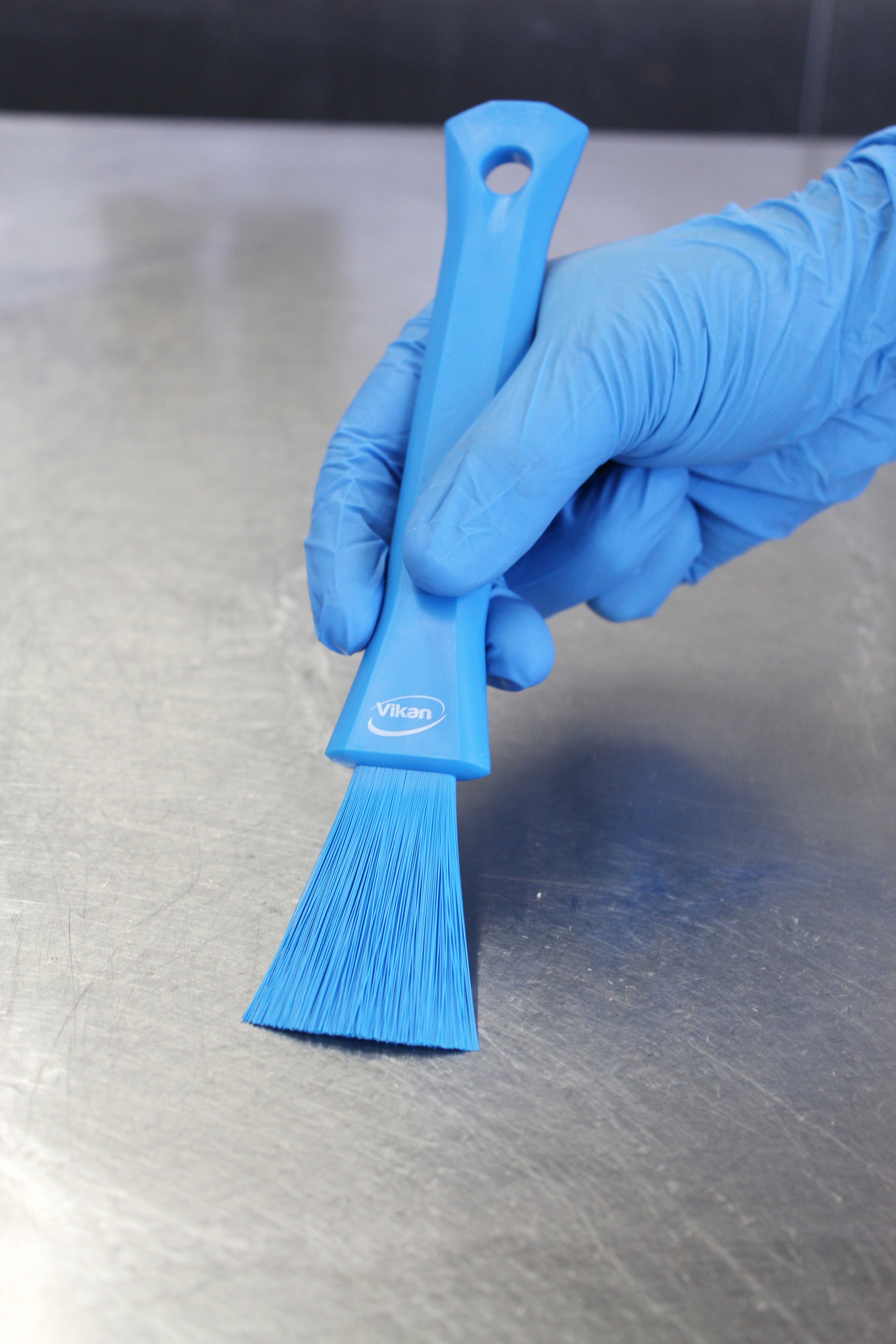 Vikan UST Detail Brush, 30 mm, Soft, Blue