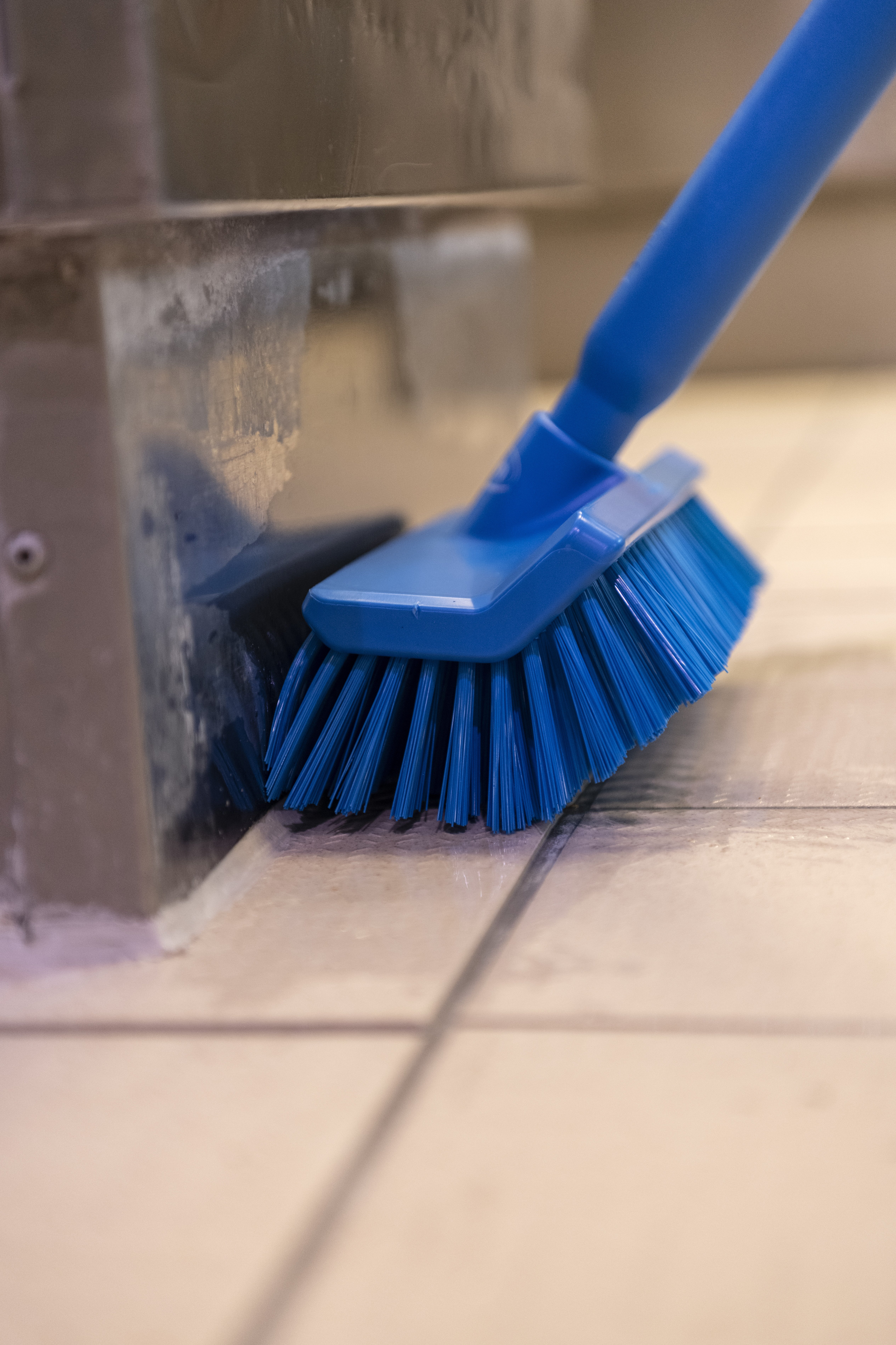 Vikan High-Low Brush, 265 mm, Medium, Blue