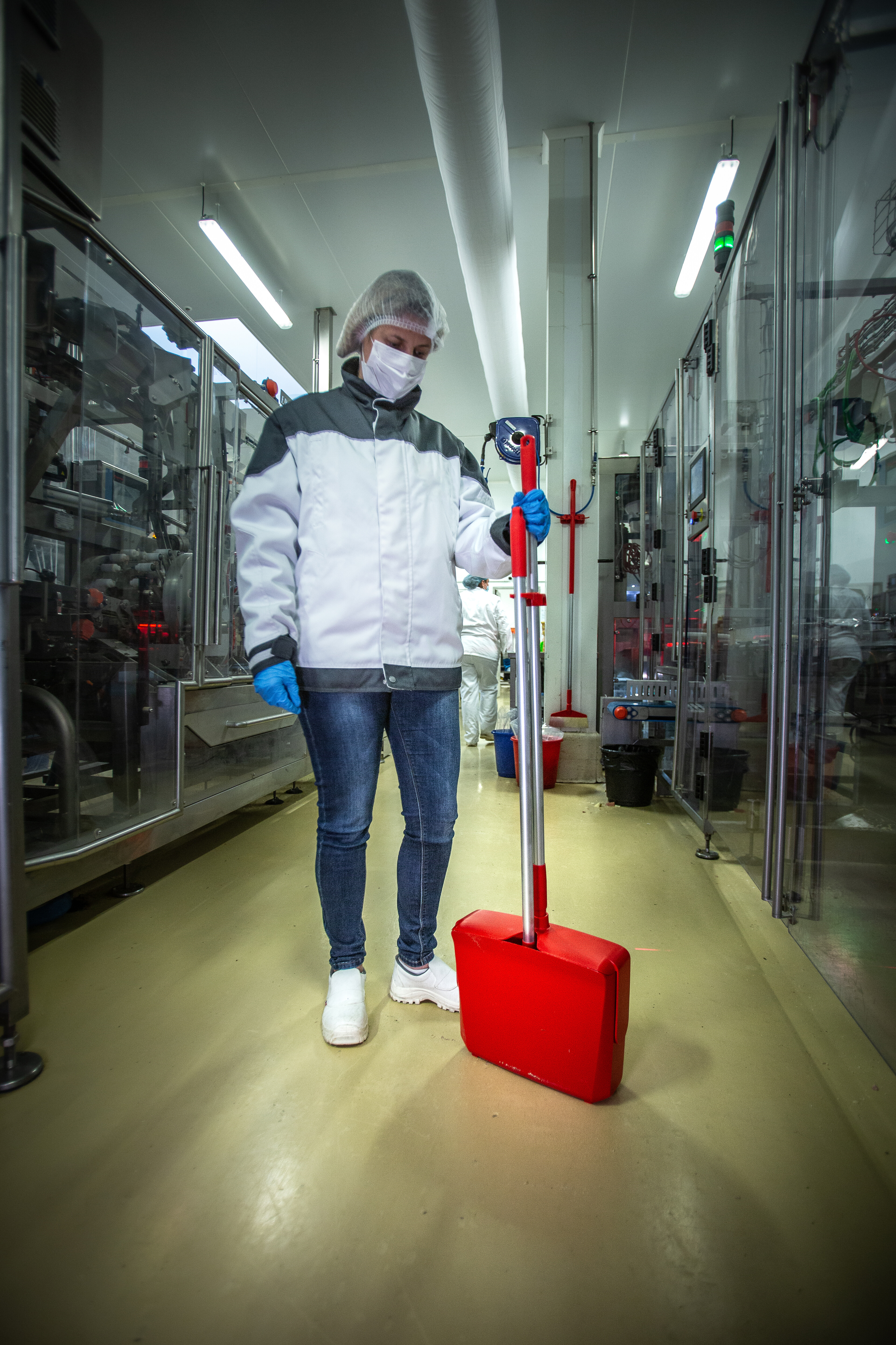 Vikan Dustpan set, closable with broom, 350 mm, Medium, Blue