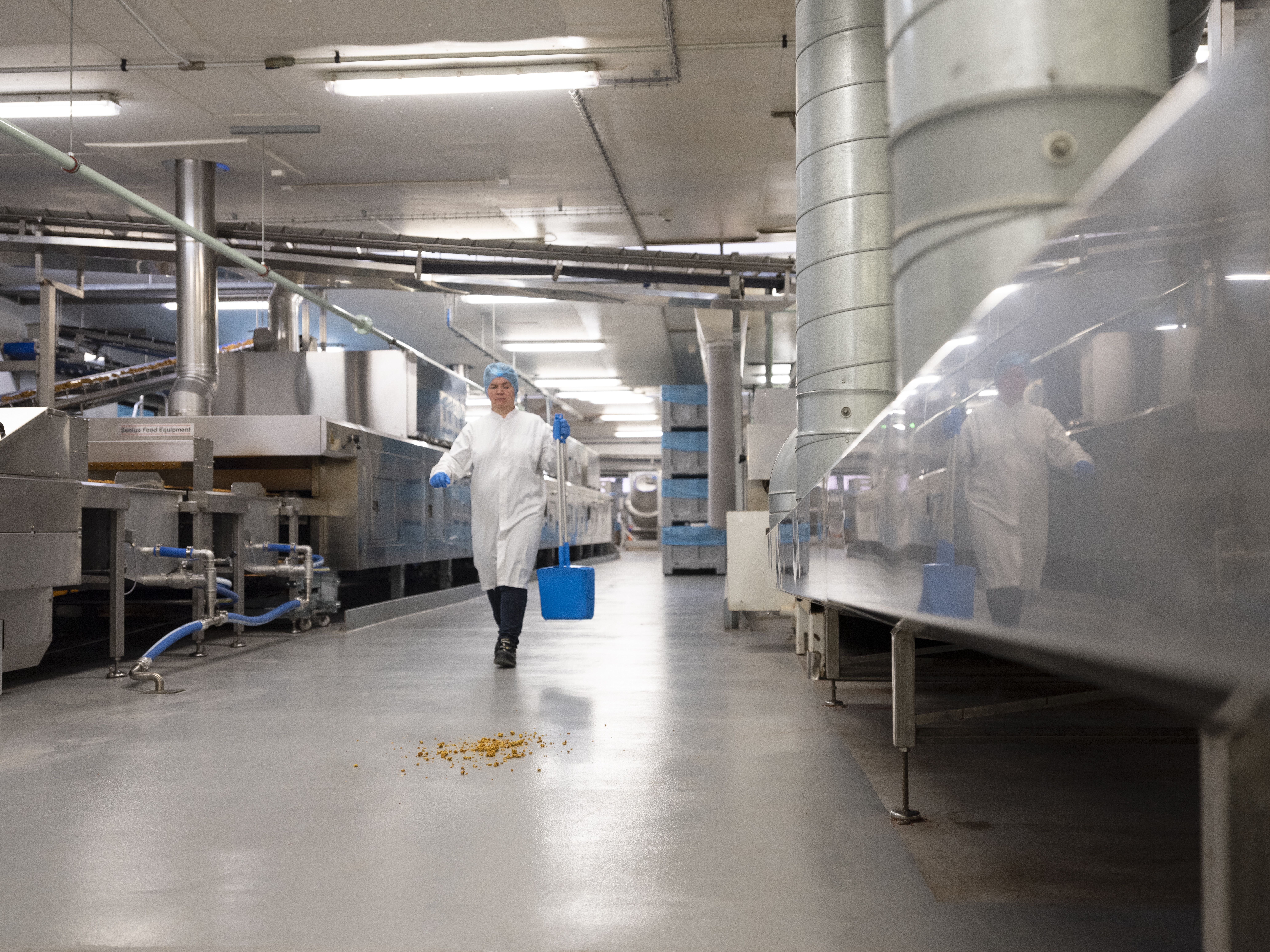 Vikan Dustpan set, closable with broom, 350 mm, Medium, Blue