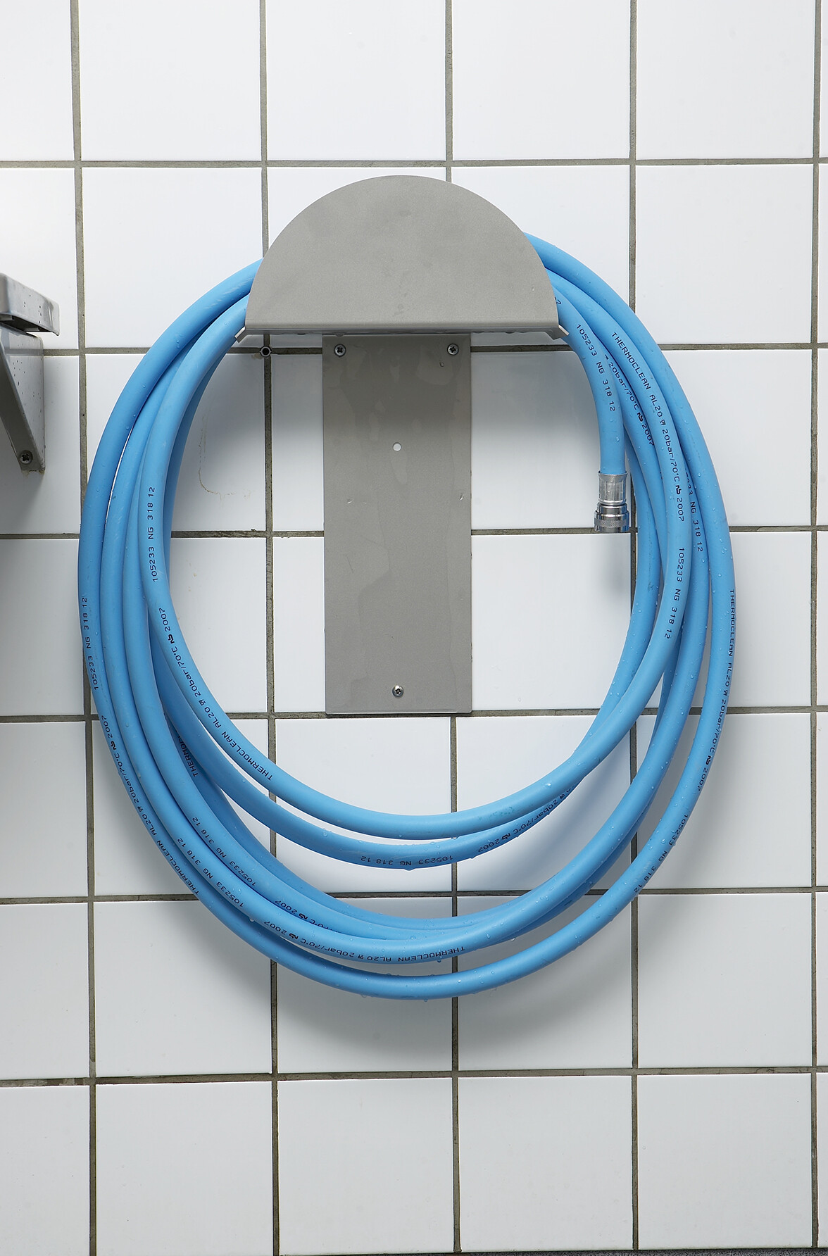 Vikan Stainless steel hose suspension