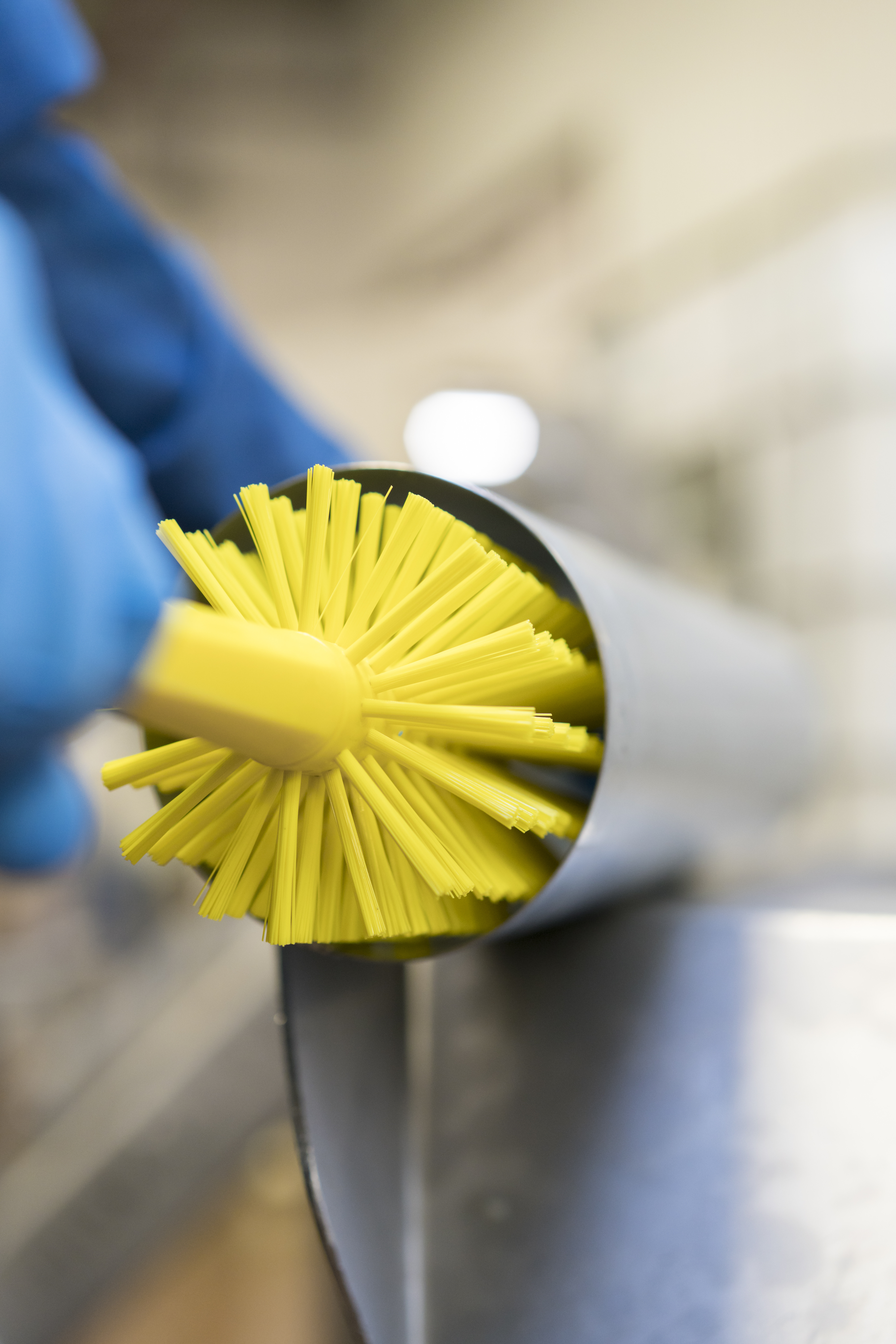 Vikan Pipe Brush w/handle, one piece, 430 mm, Medium/hard, Blue