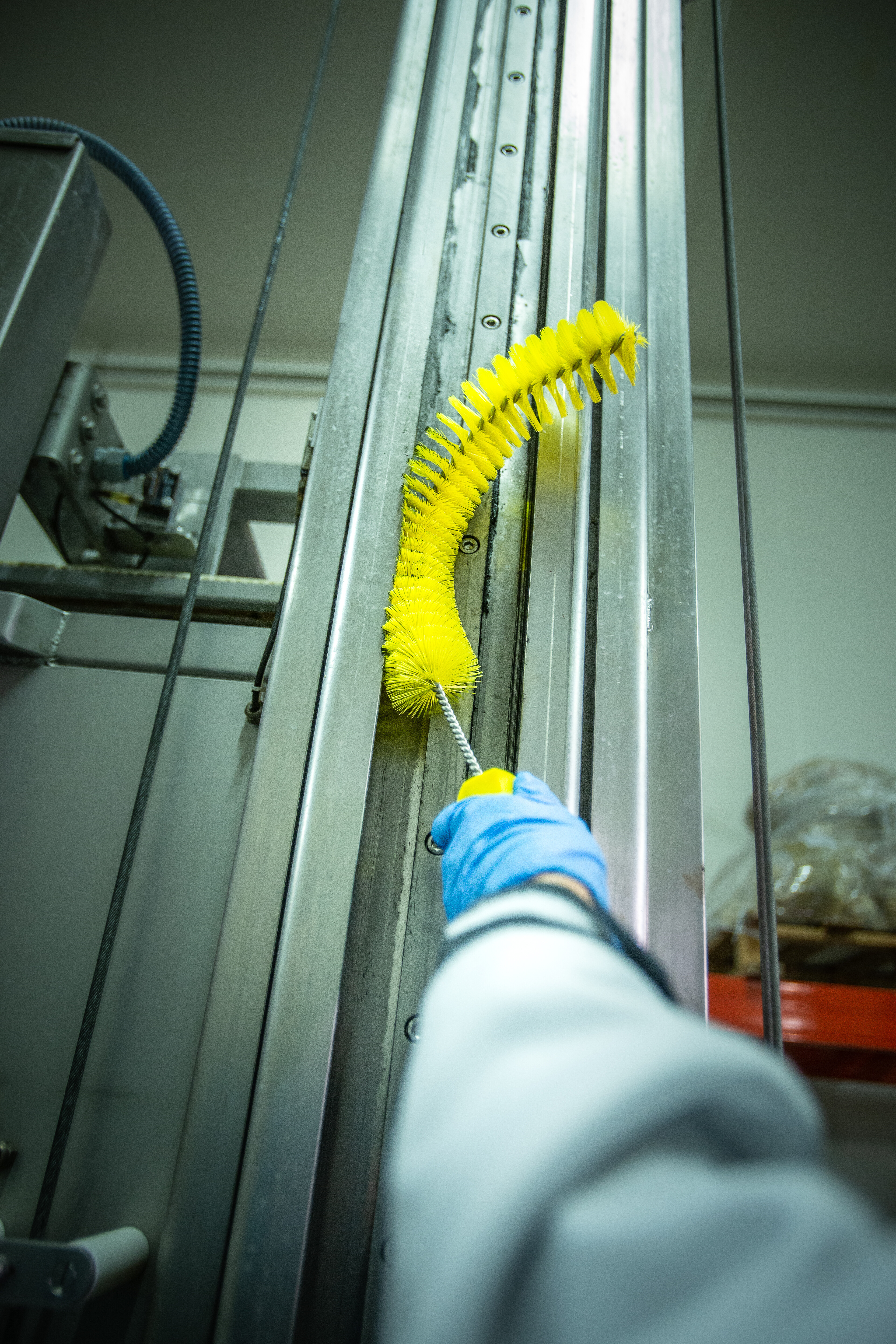 Vikan Pipe Exterior Brush, Ø55 mm, 360 mm, Medium, Blue