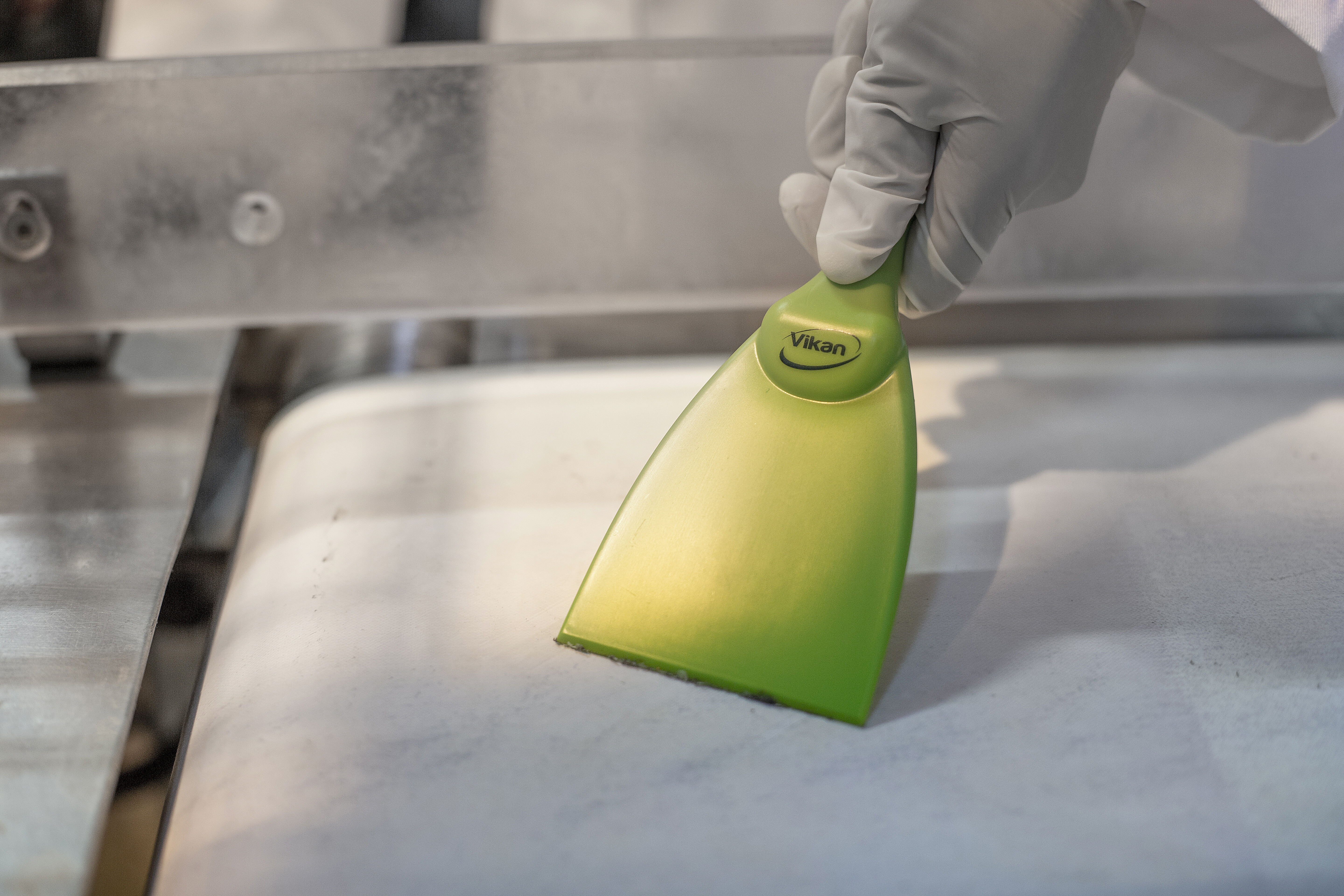 Vikan Hand Scraper, 75 mm, Blue