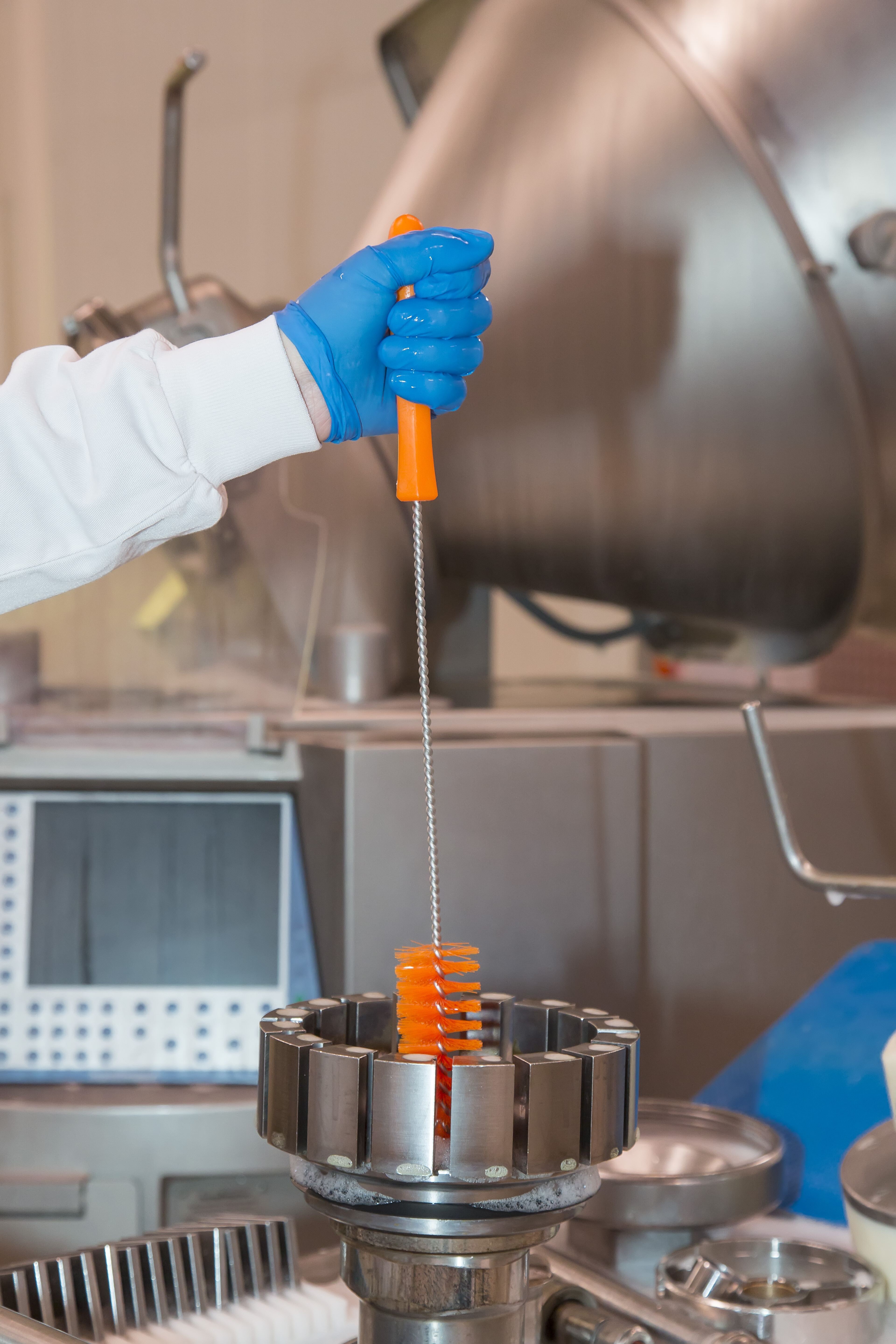 Vikan Tube Brush, Ø40 mm, 500 mm, Hard, Blue