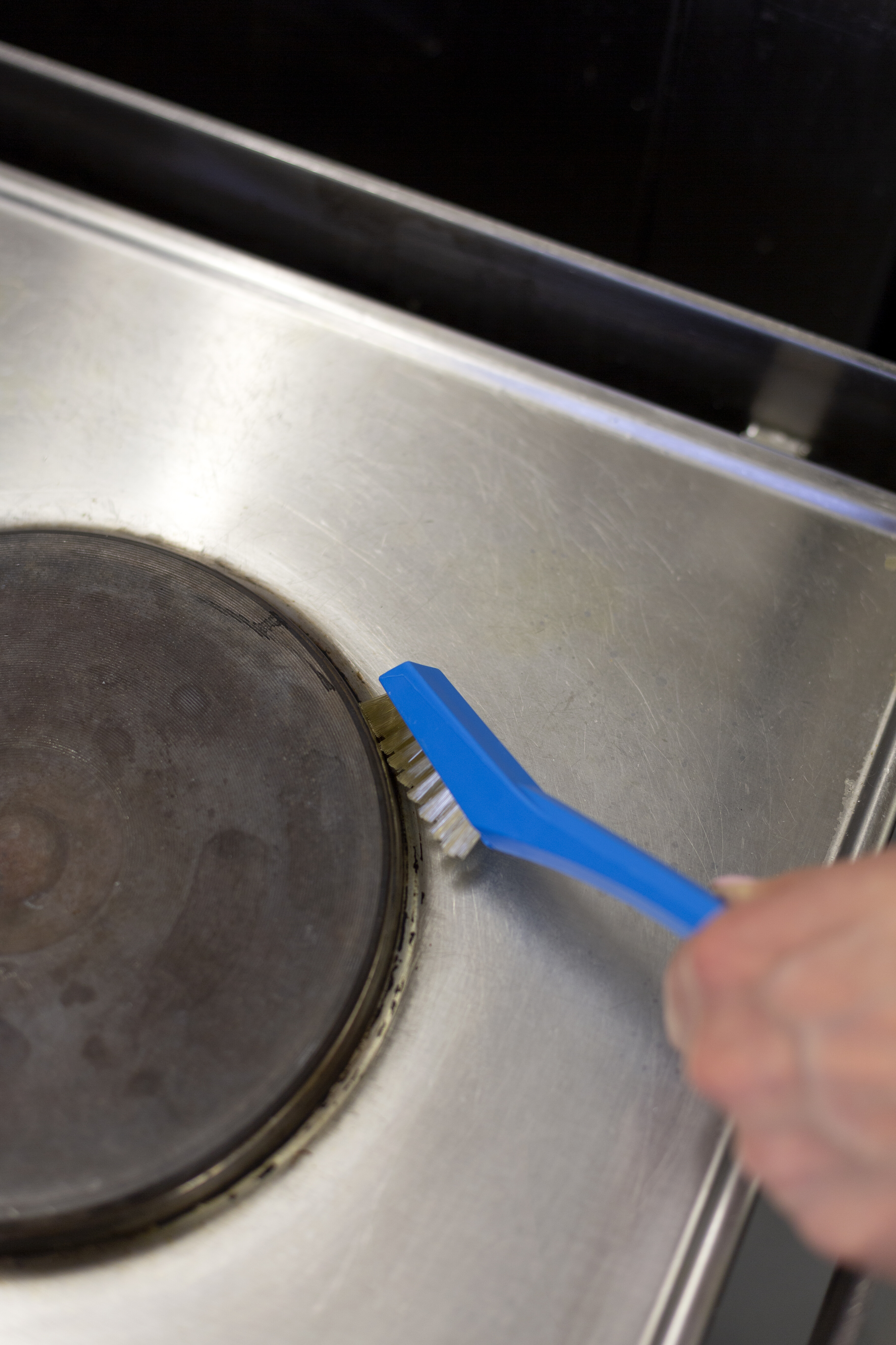 Vikan Detail Brush with heat resistant filaments, 205 mm, Very hard, Blue