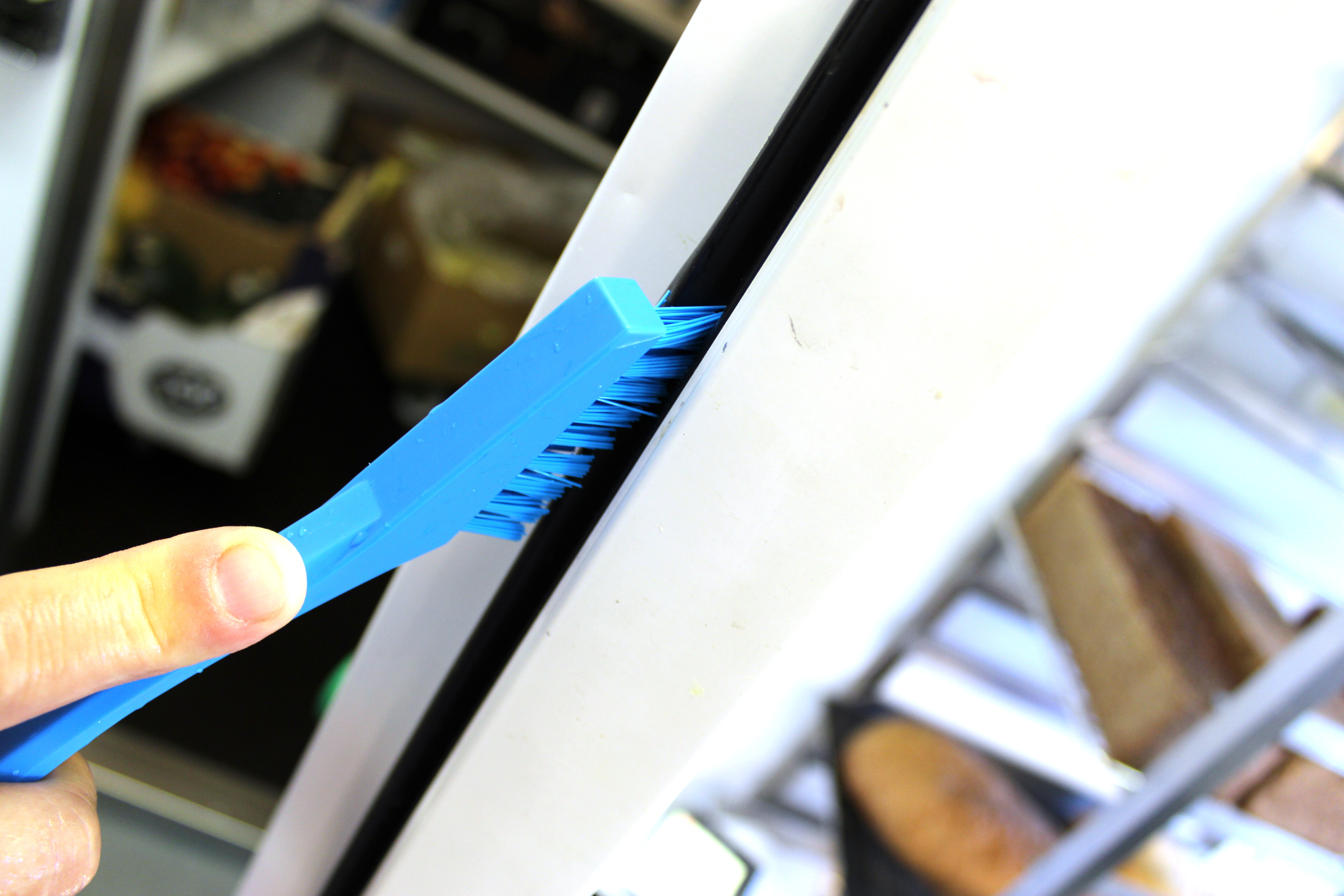 Vikan Detail Brush, 205 mm, Very hard, Blue