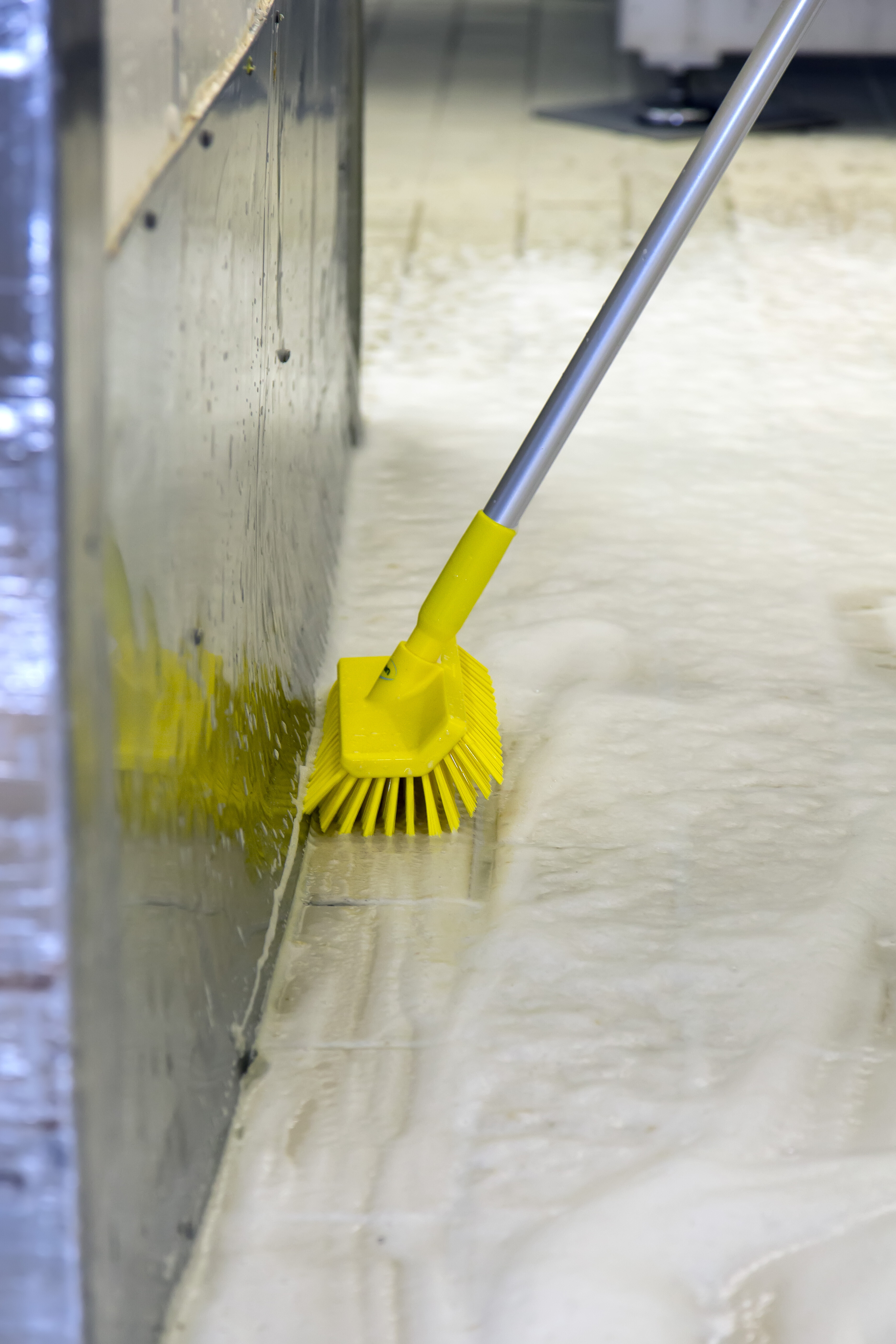 Vikan High-Low Brush, 265 mm, Medium, Blue