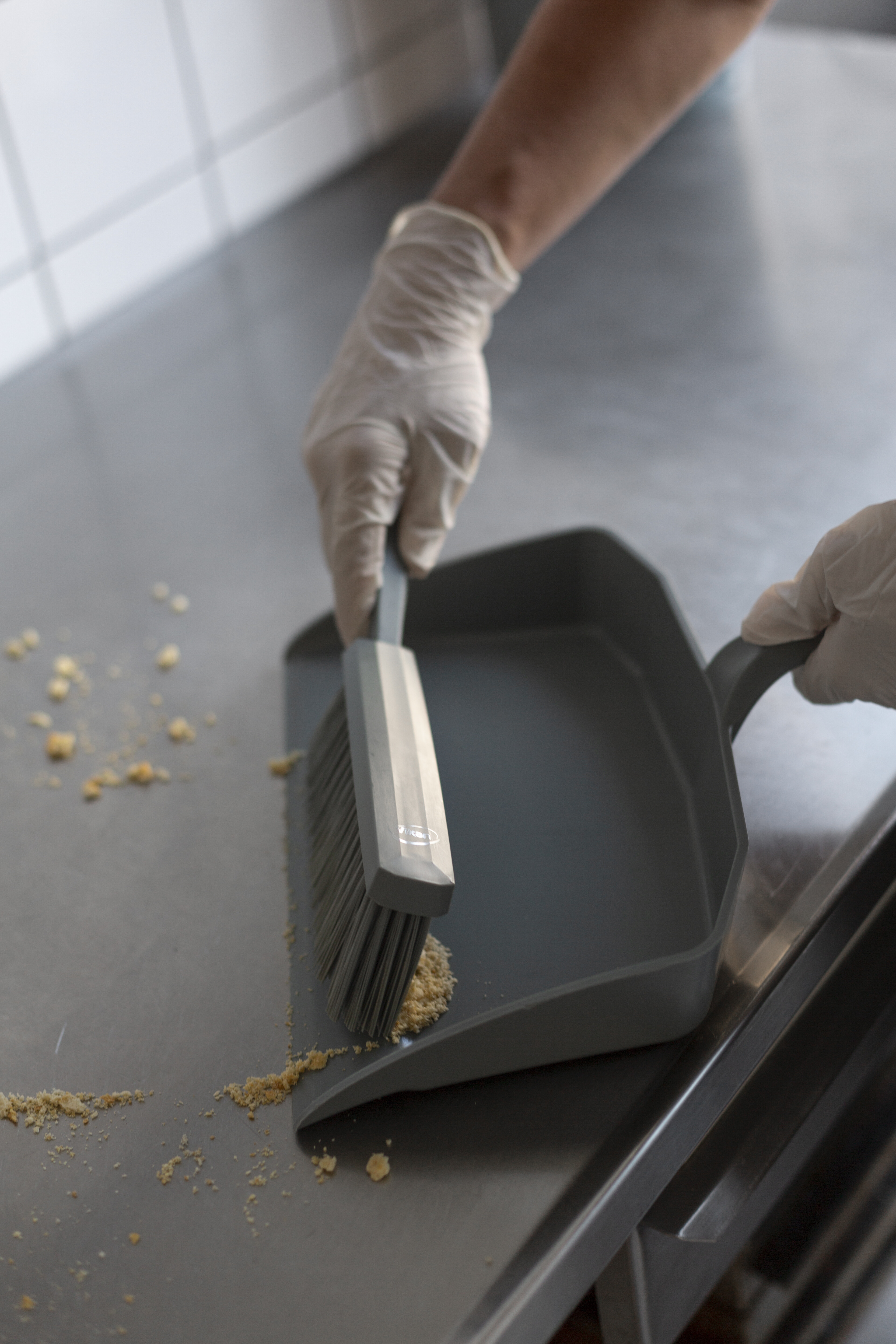 Vikan Hand Brush, 330 mm, Soft, Blue