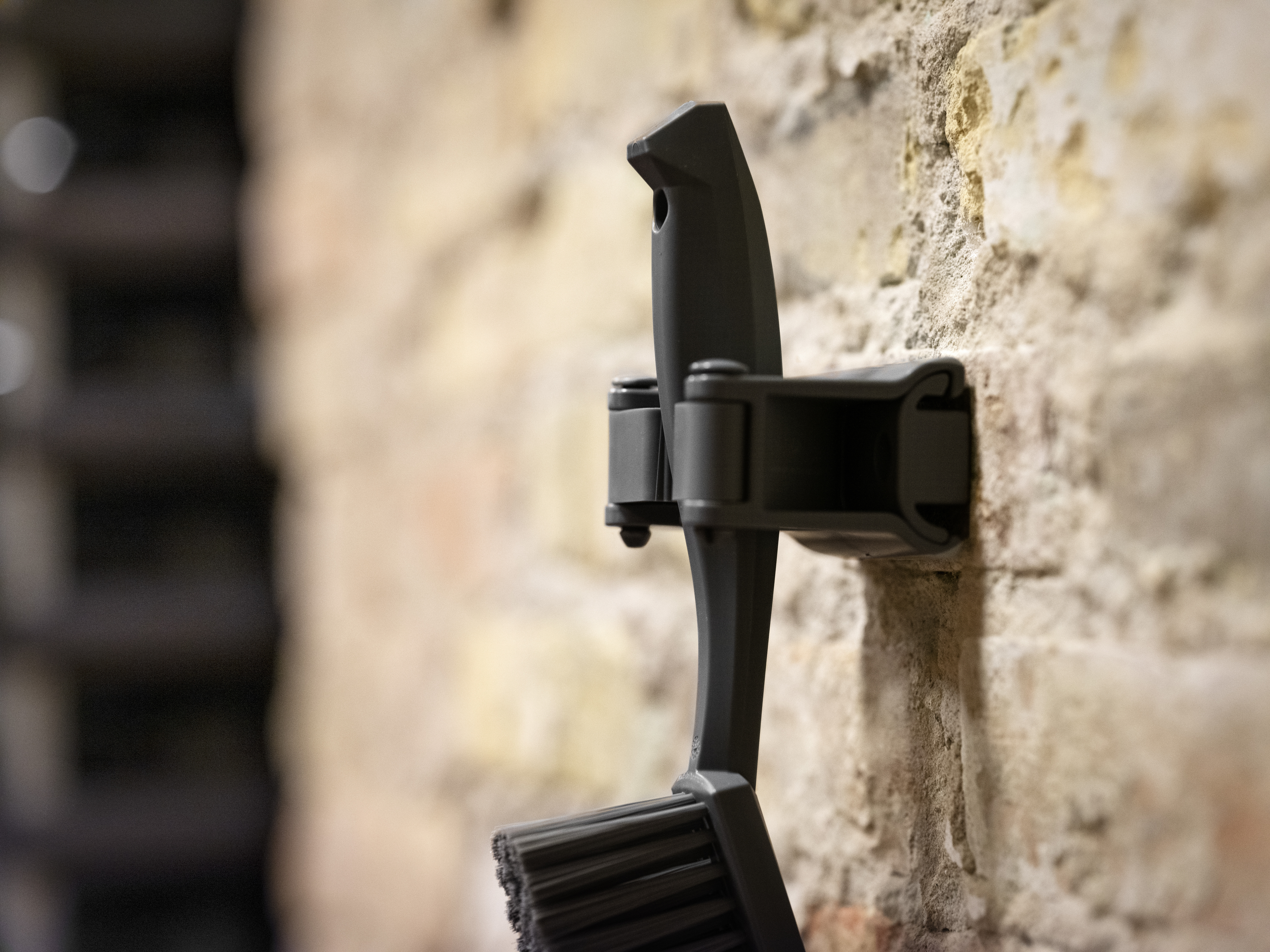 Vikan, Hygienic Wall Bracket, Grip Band Module, 82 mm, Blue