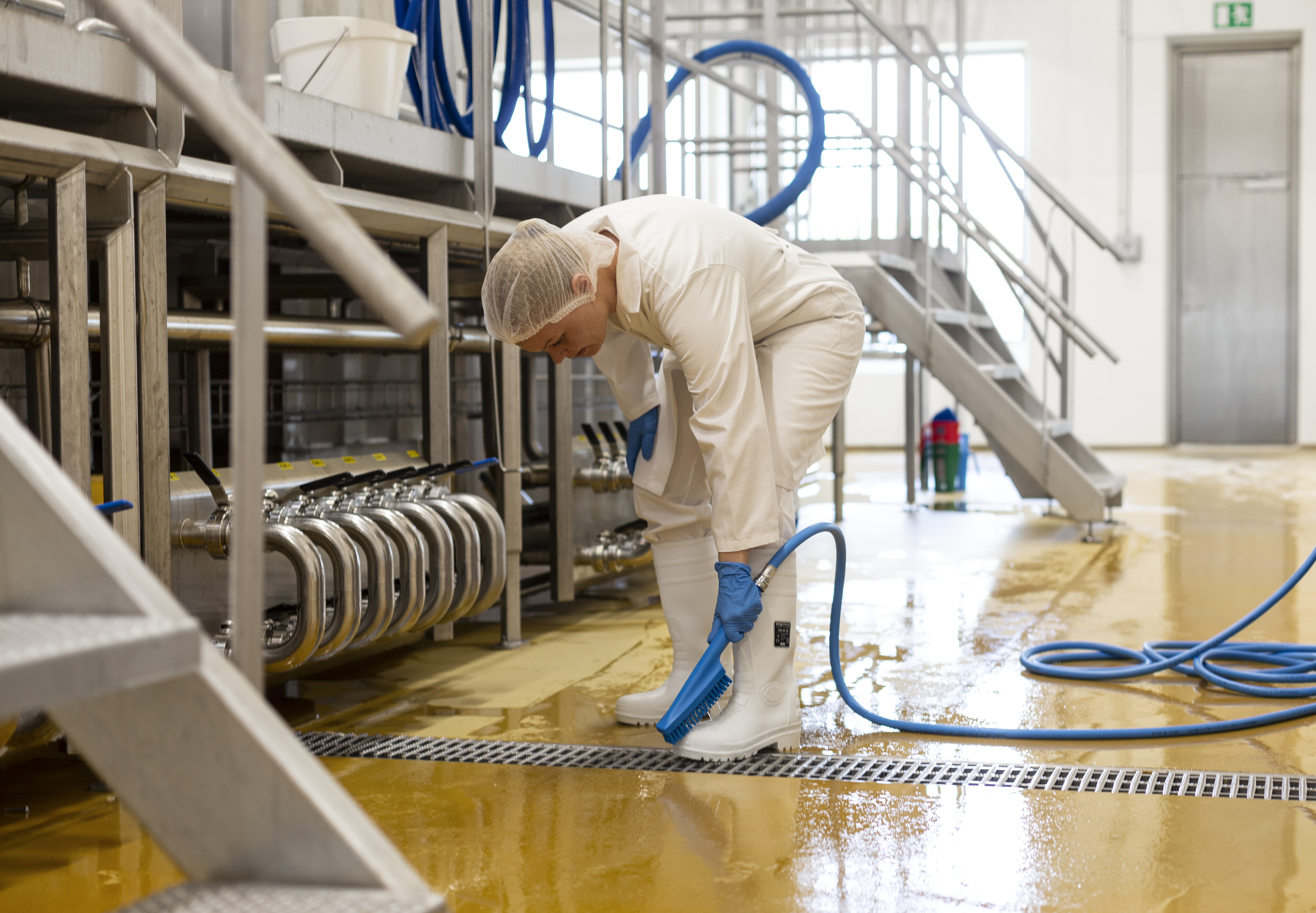 Vikan Hand Brush, waterfed, 330 mm, Hard, Blue