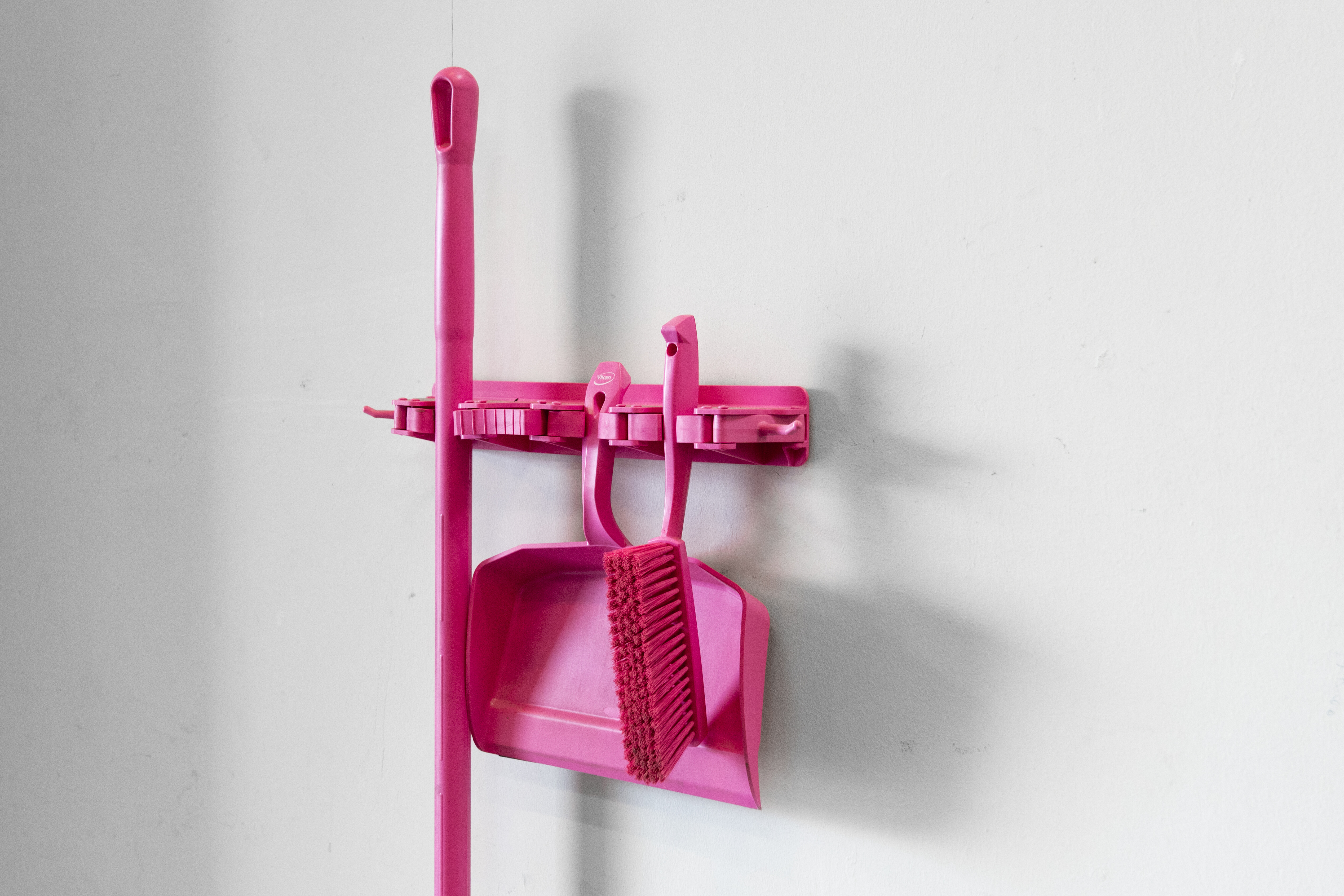 Vikan Hand Brush, 330 mm, Soft, Blue