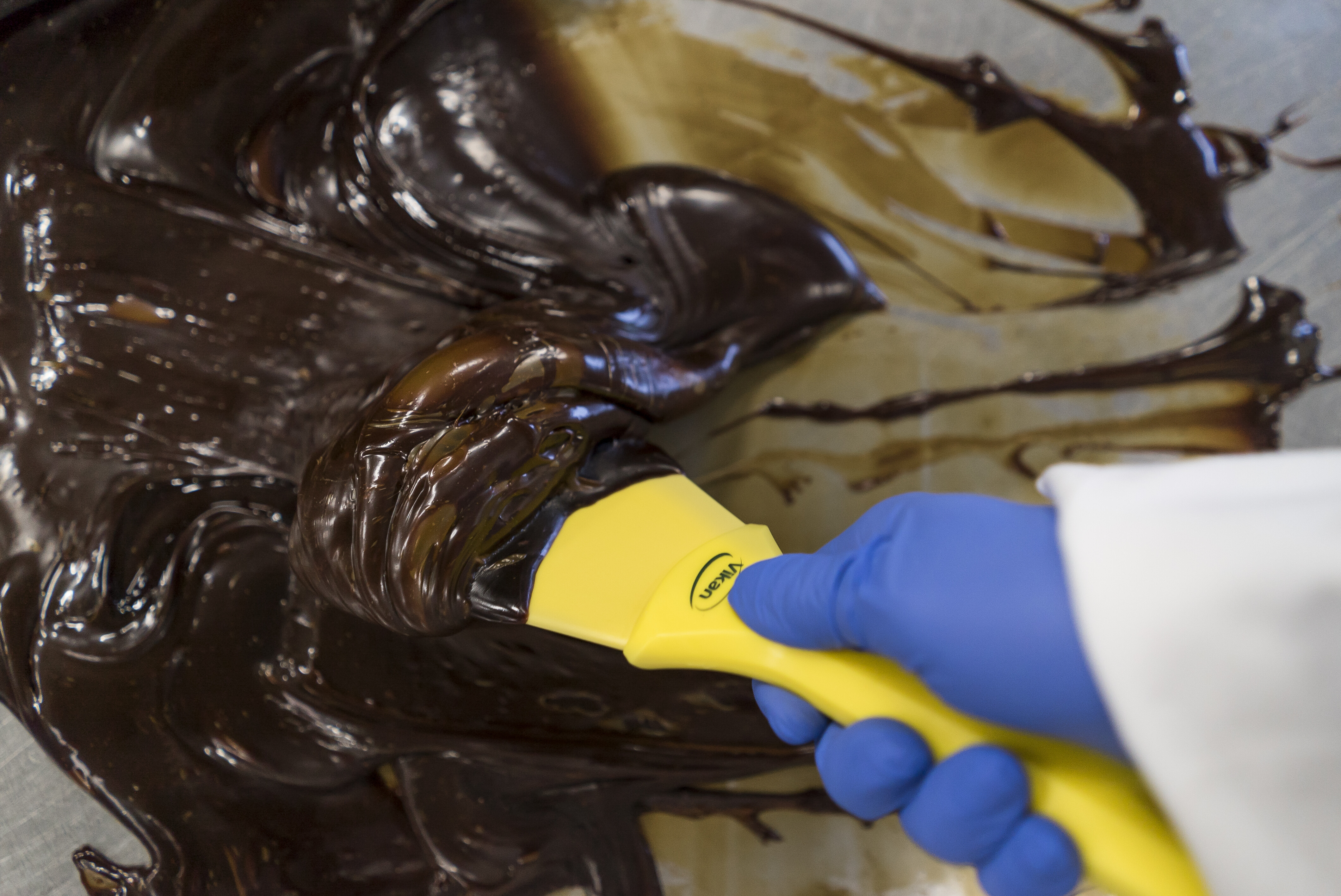 Vikan Nylon Hand Scraper, 100 mm, Blue