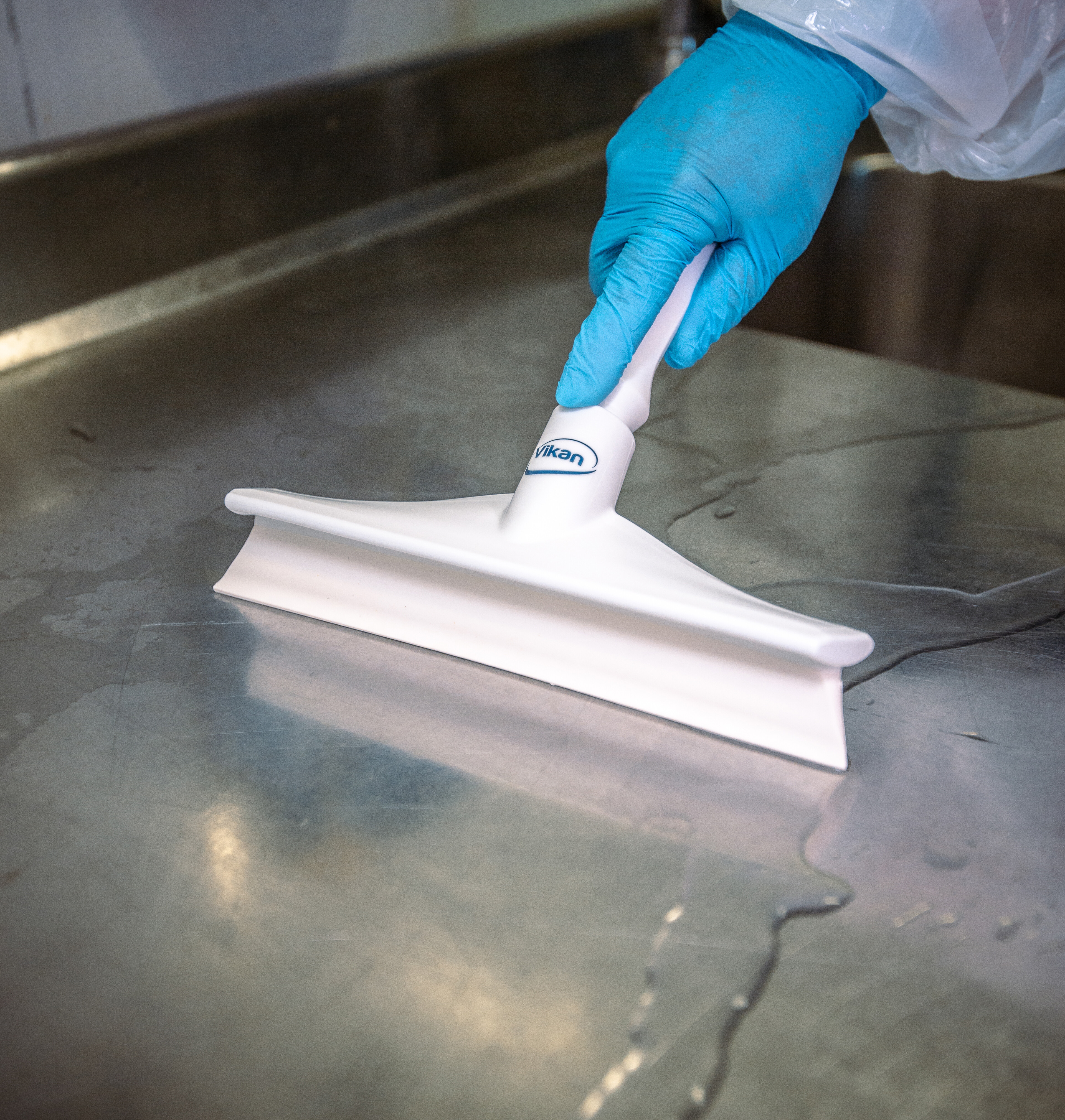 Vikan Ultra Hygiene Table Squeegee w/Mini Handle, 245 mm, Blue