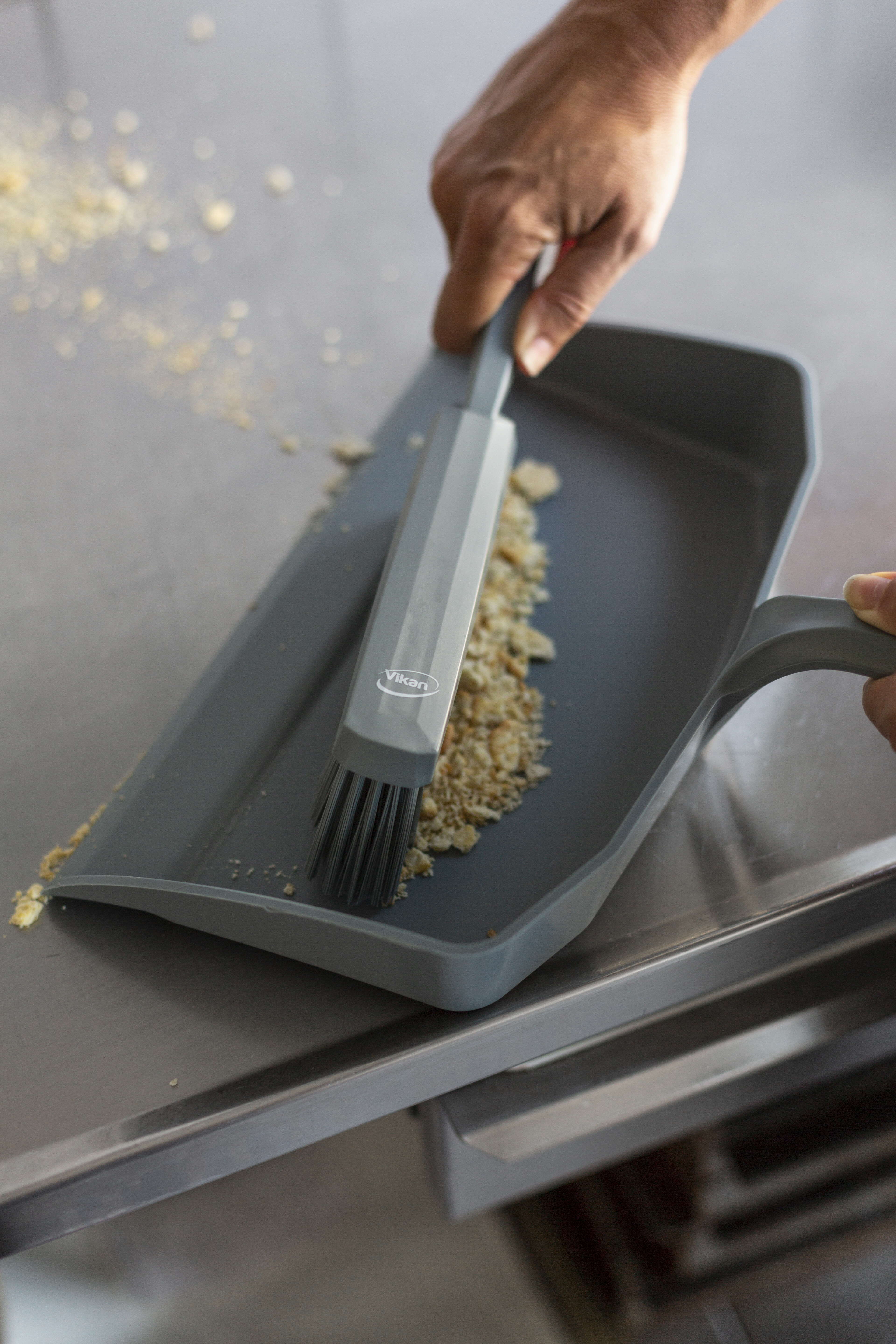 Vikan Hand Brush, 330 mm, Soft, Blue