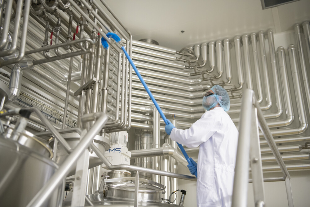 Vikan Pipe Exterior Brush, Ø55 mm, 360 mm, Medium, Blue