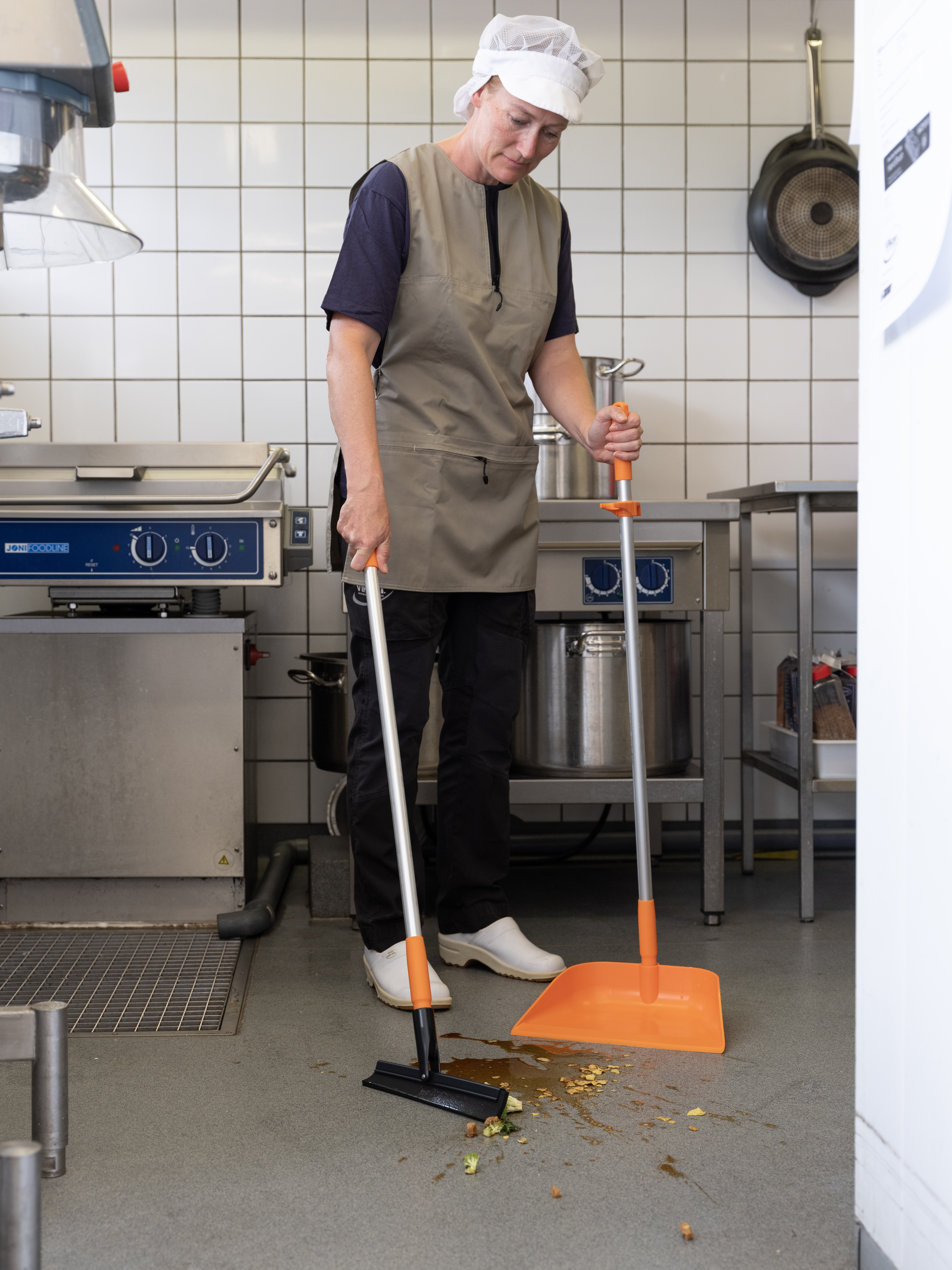 Vikan Upright Dustpan, 330 mm, Blue