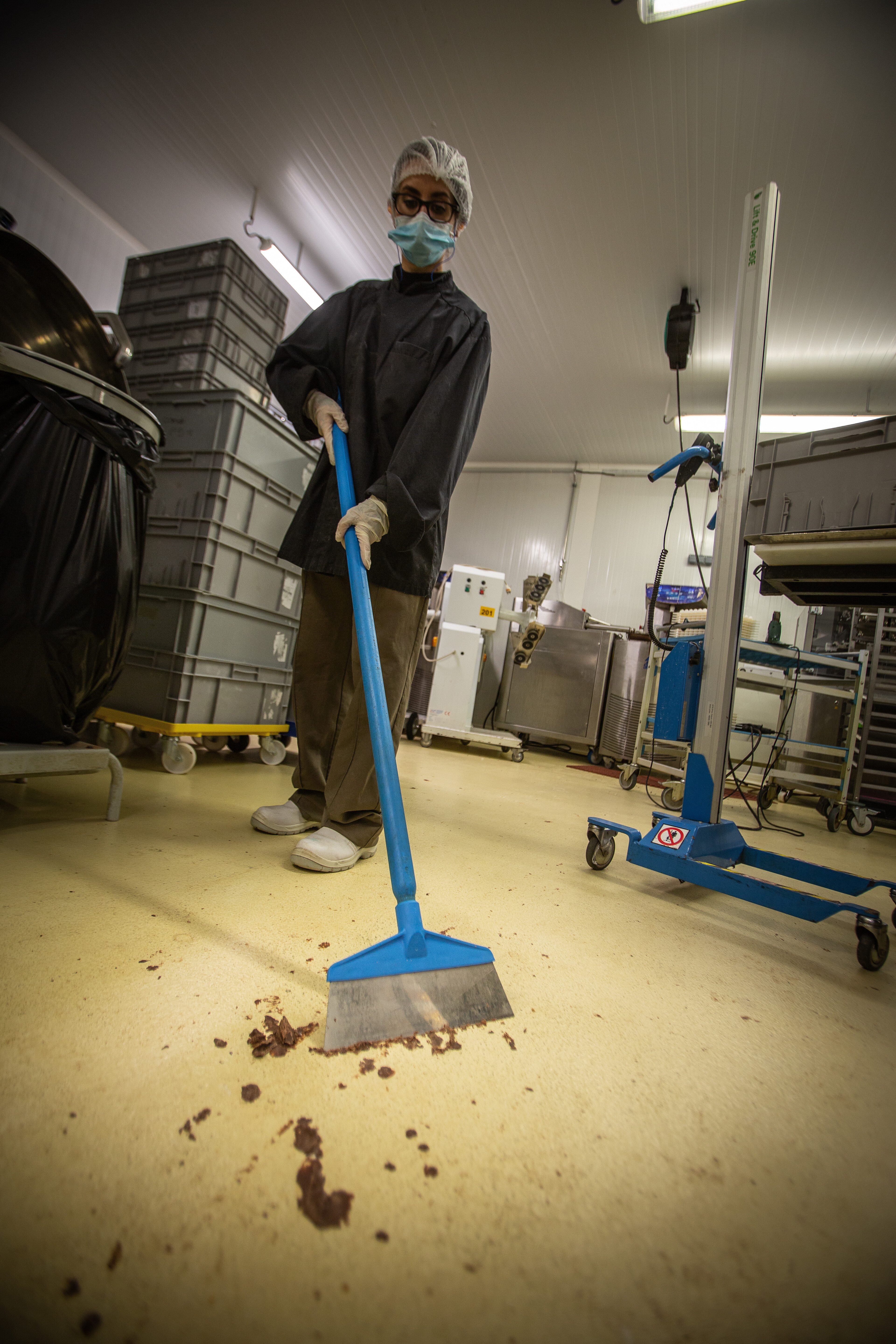 Vikan Table & Floor Scraper, 260 mm, White