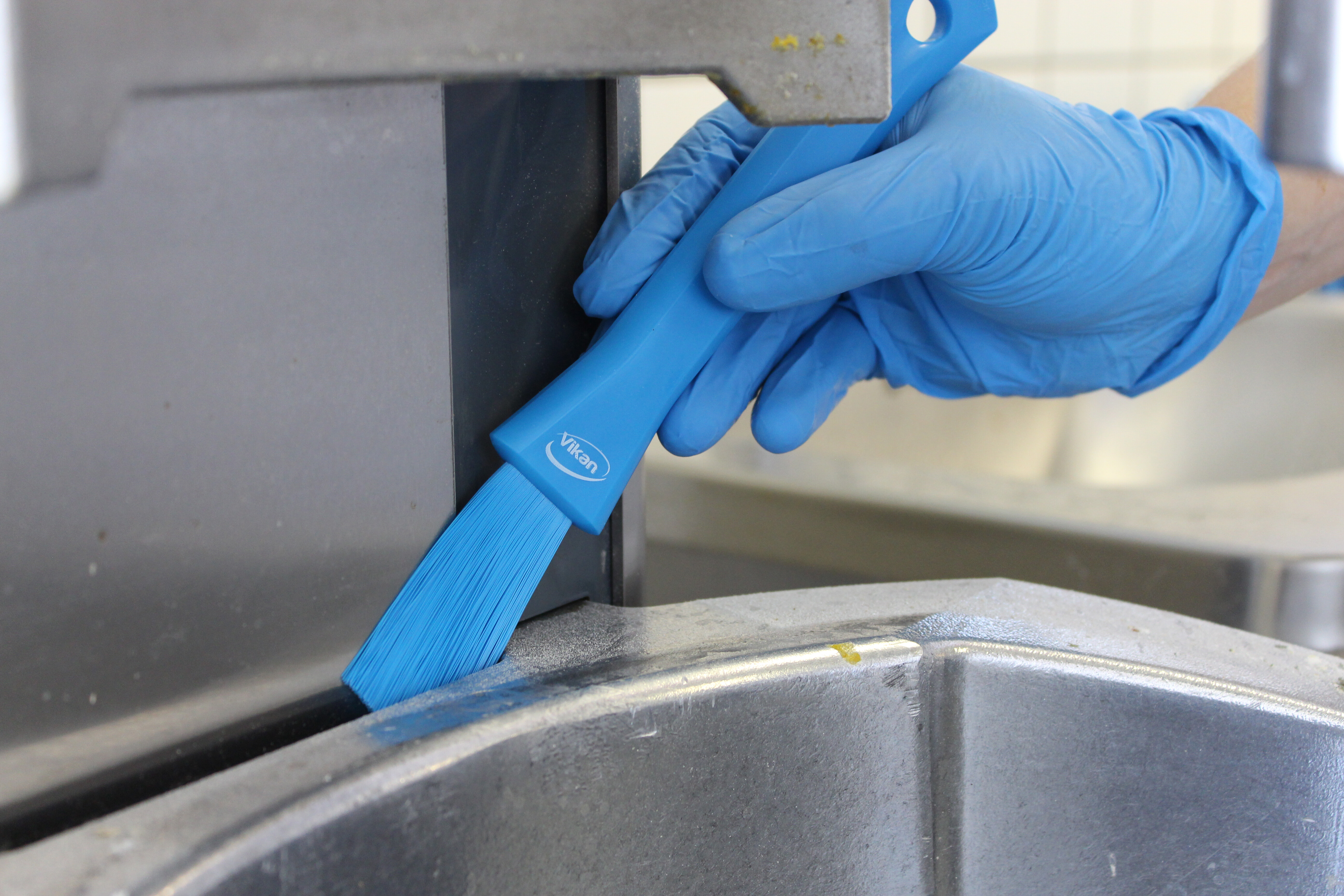 Vikan UST Detail Brush, 30 mm, Soft, Blue