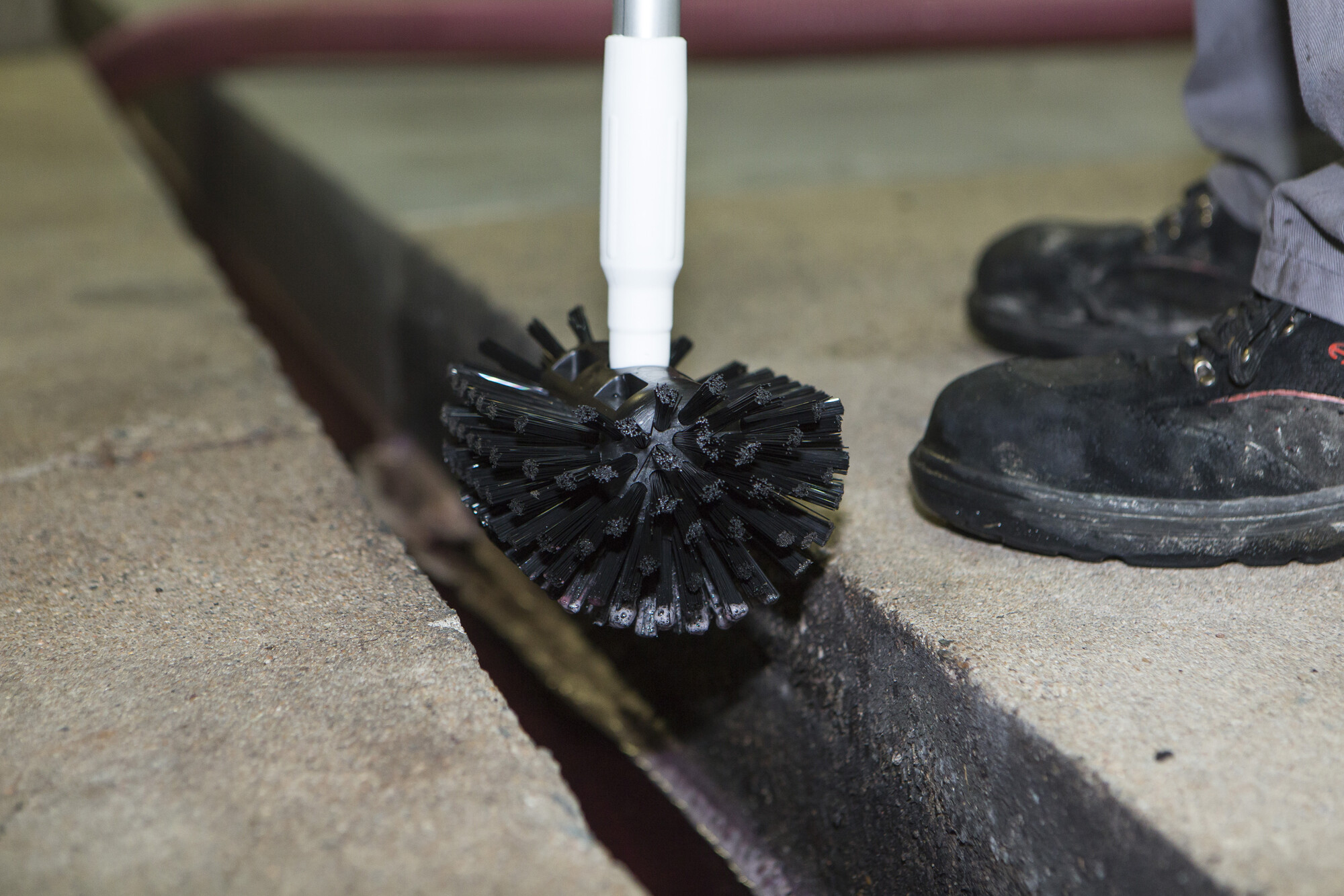 Vikan Tank Brush, 205 mm, Hard, Blue