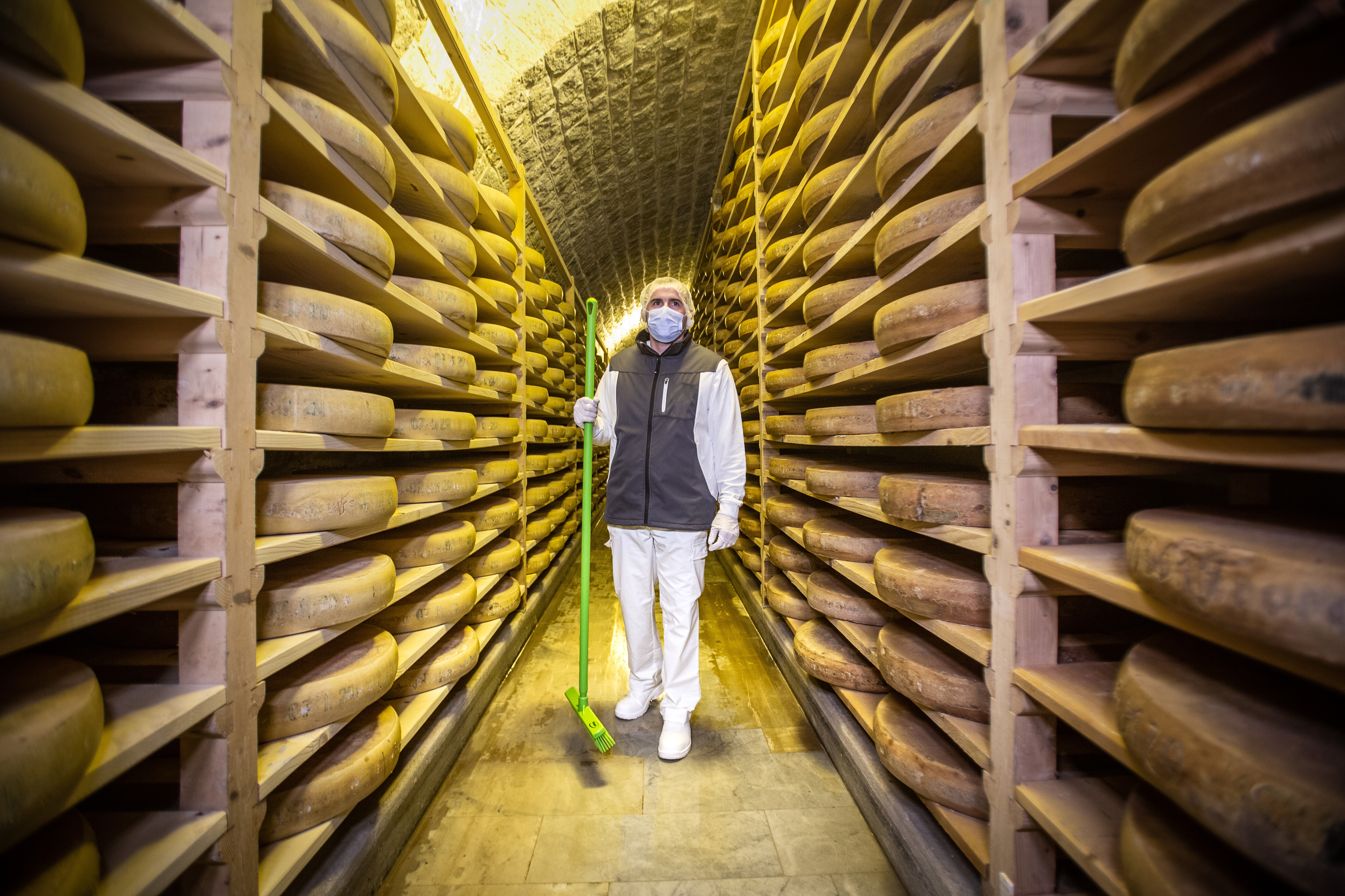 Vikan Broom, 410 mm, Soft/hard, Blue