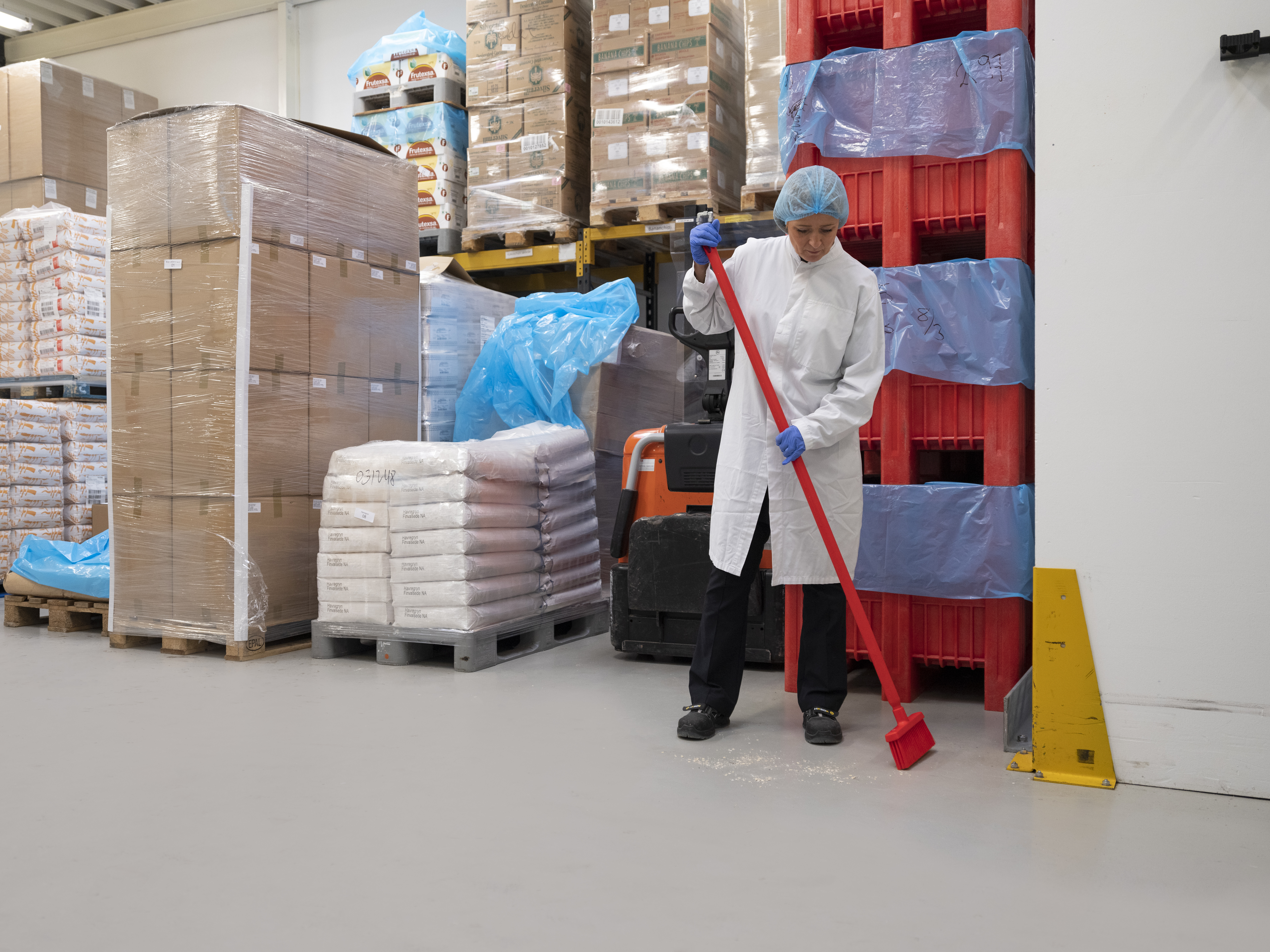 Vikan Lobby Broom, 260 mm, Soft/hard, Blue