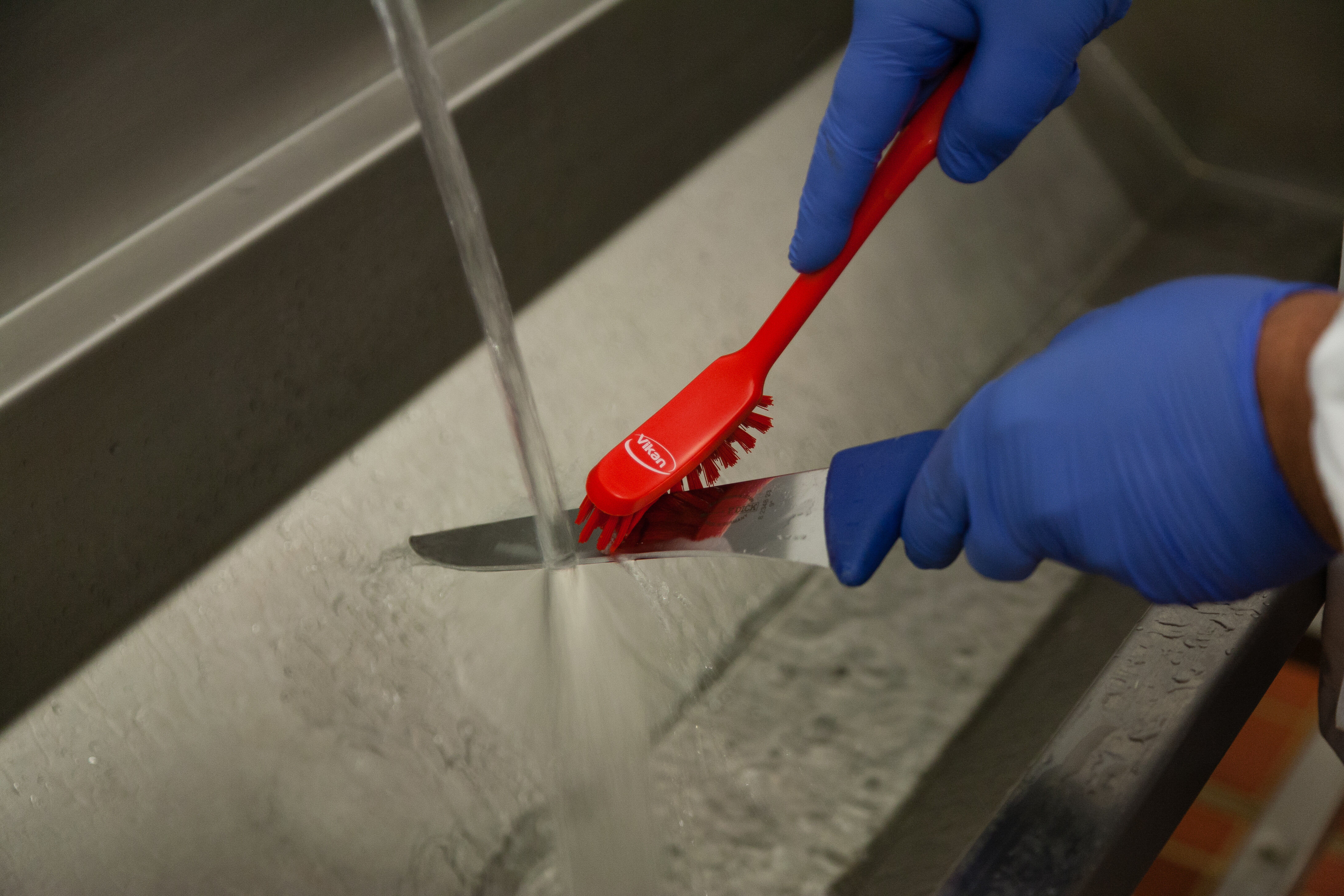 Vikan Dish Brush, 290 mm, Medium, Blue