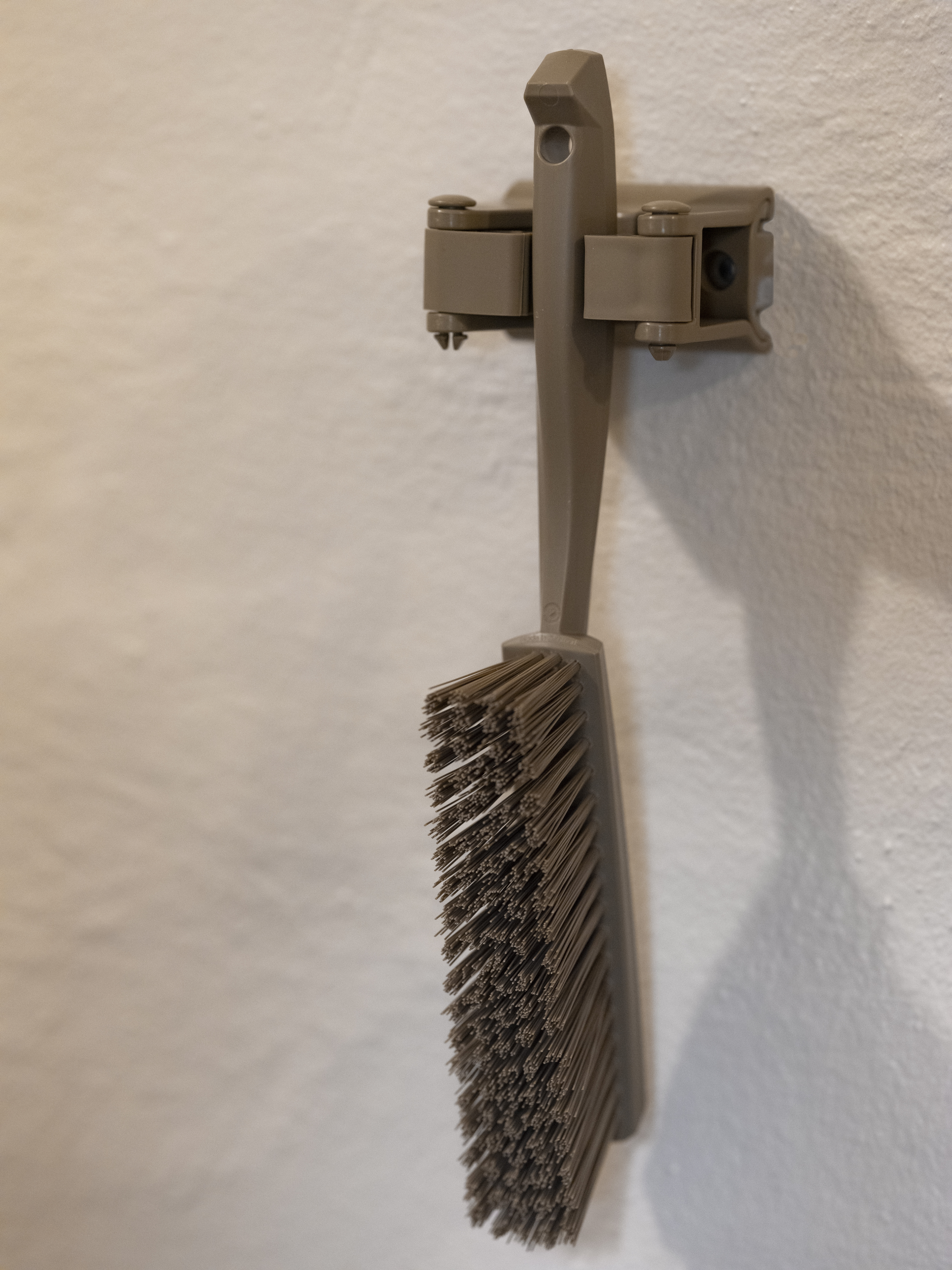 Vikan, Hygienic Wall Bracket, Grip Band Module, 82 mm, Blue