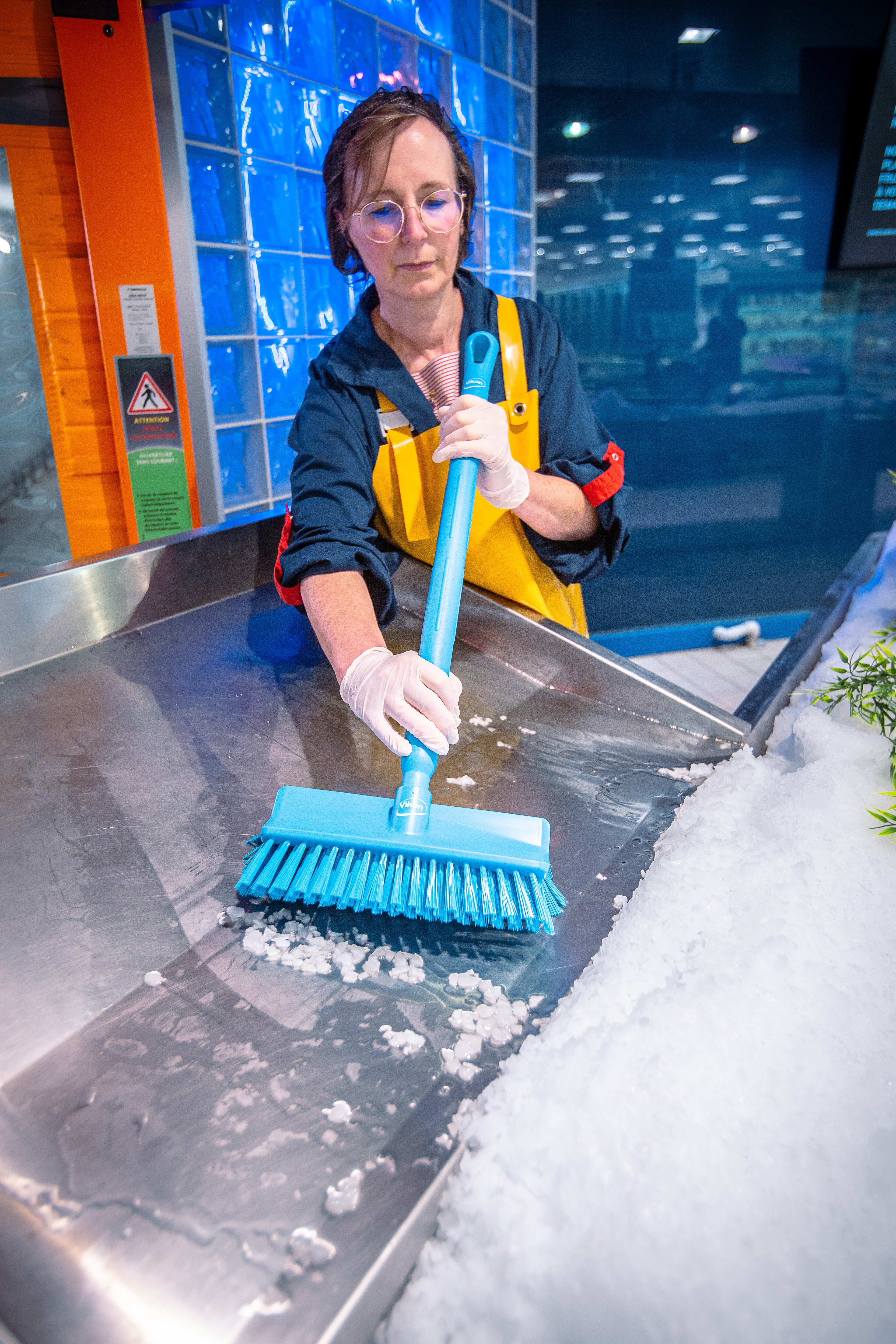 Vikan High-Low Brush, 265 mm, Medium, Blue