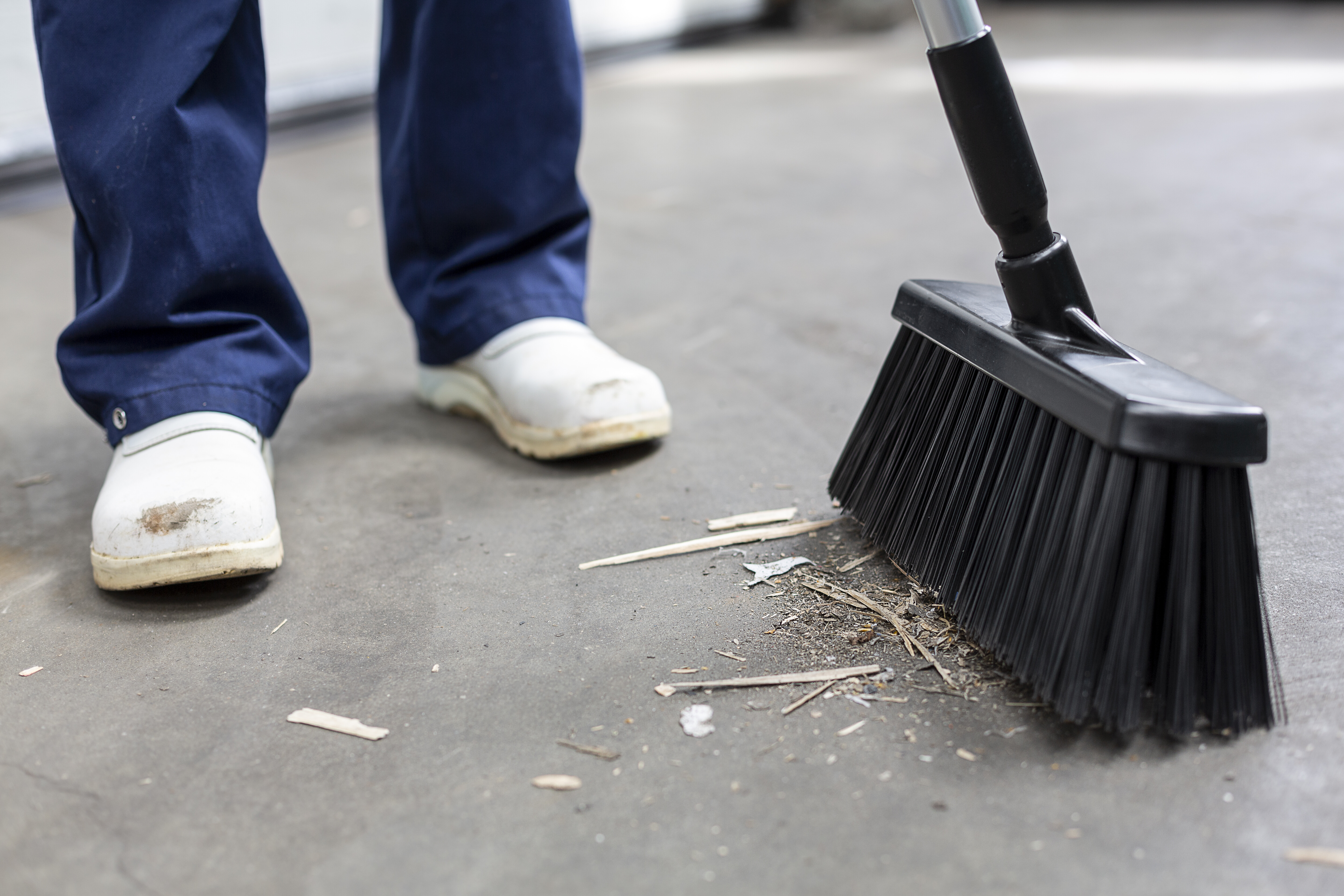 Vikan Broom, 330 mm, Very hard, Blue