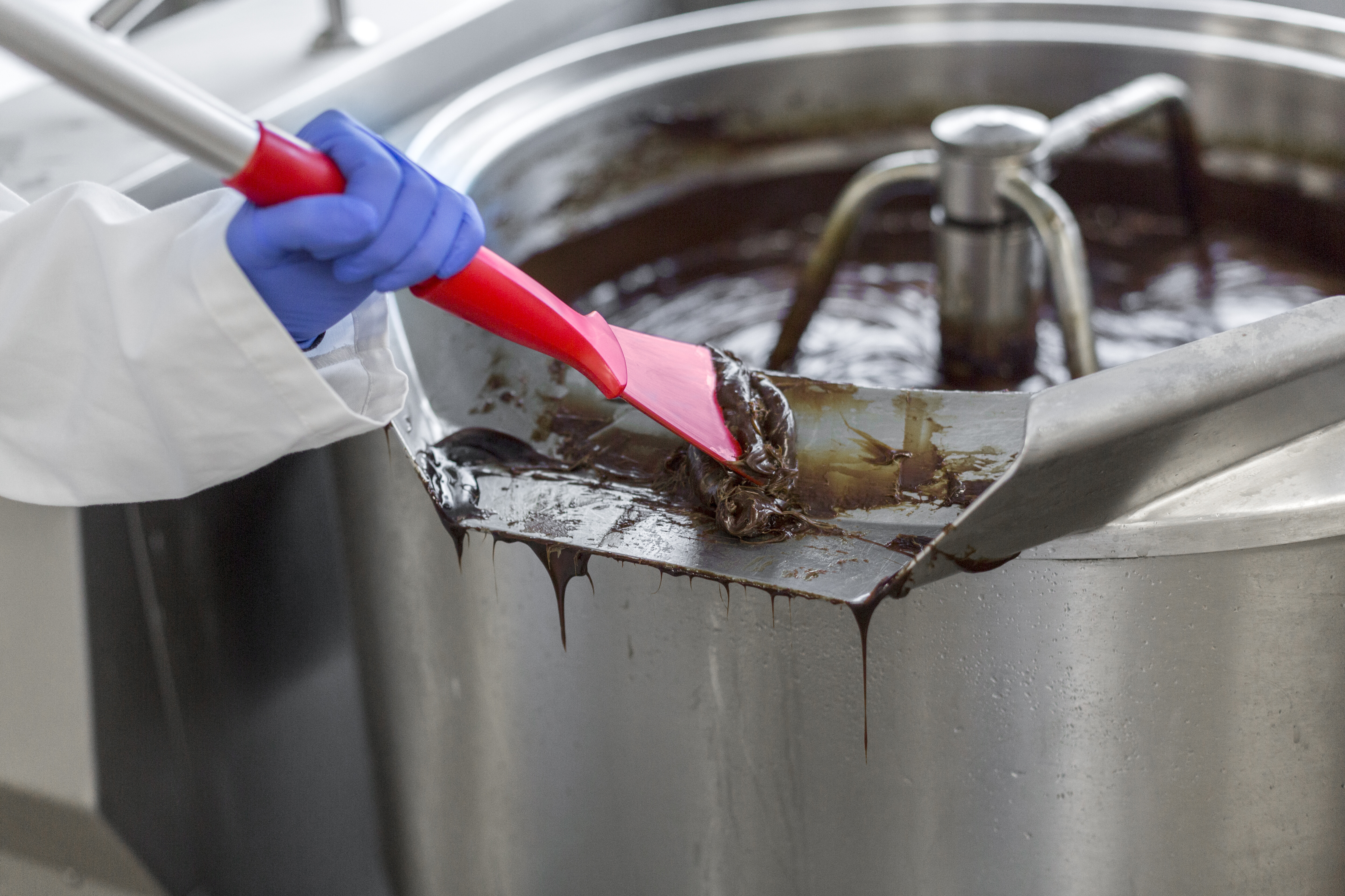 Vikan Nylon Scraper with Threaded Handle, 100 mm, Blue