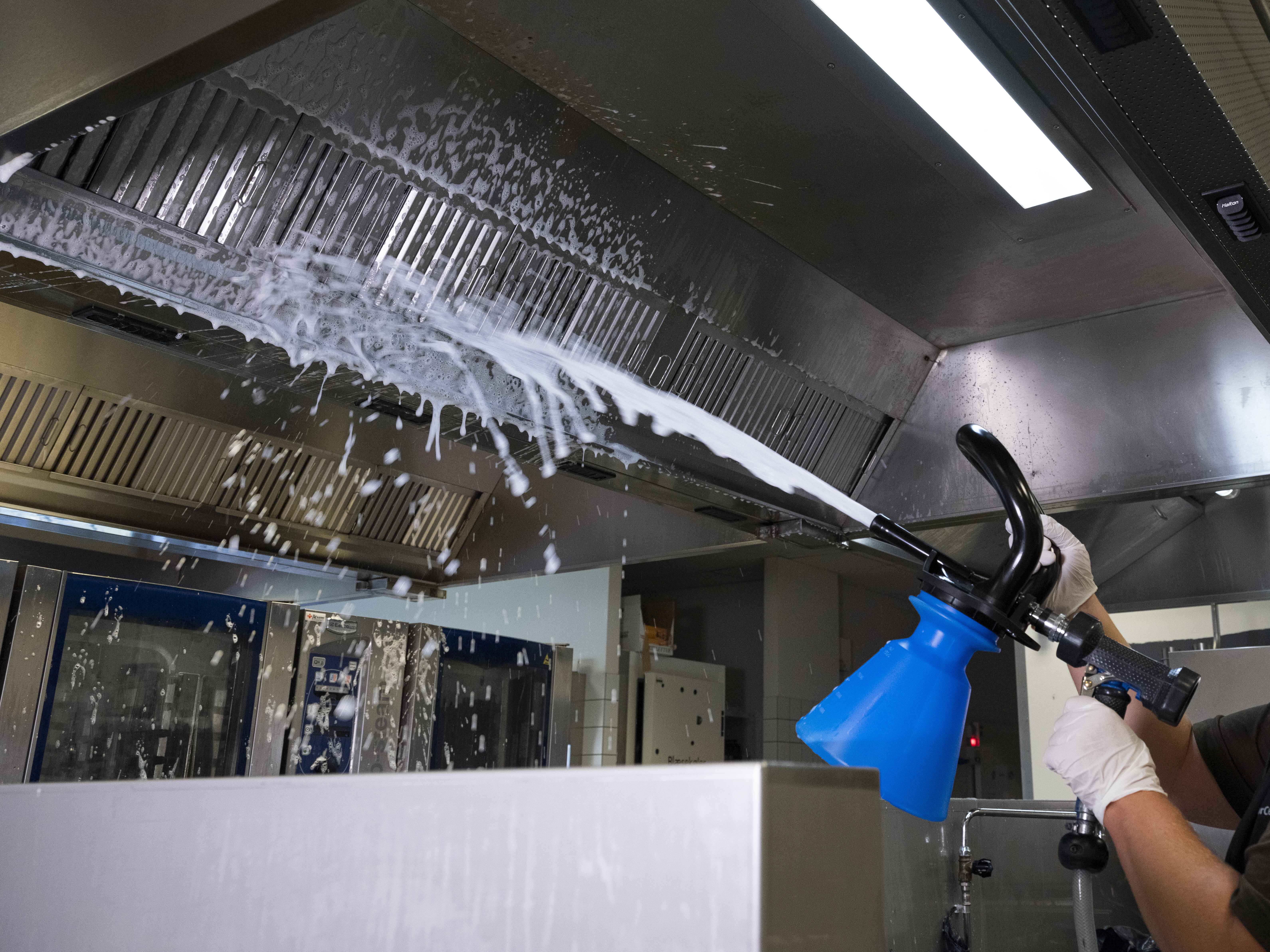 Vikan Foam sprayer, incl. jet spray, 1/2"(Q), 2.5 Litre, Blue