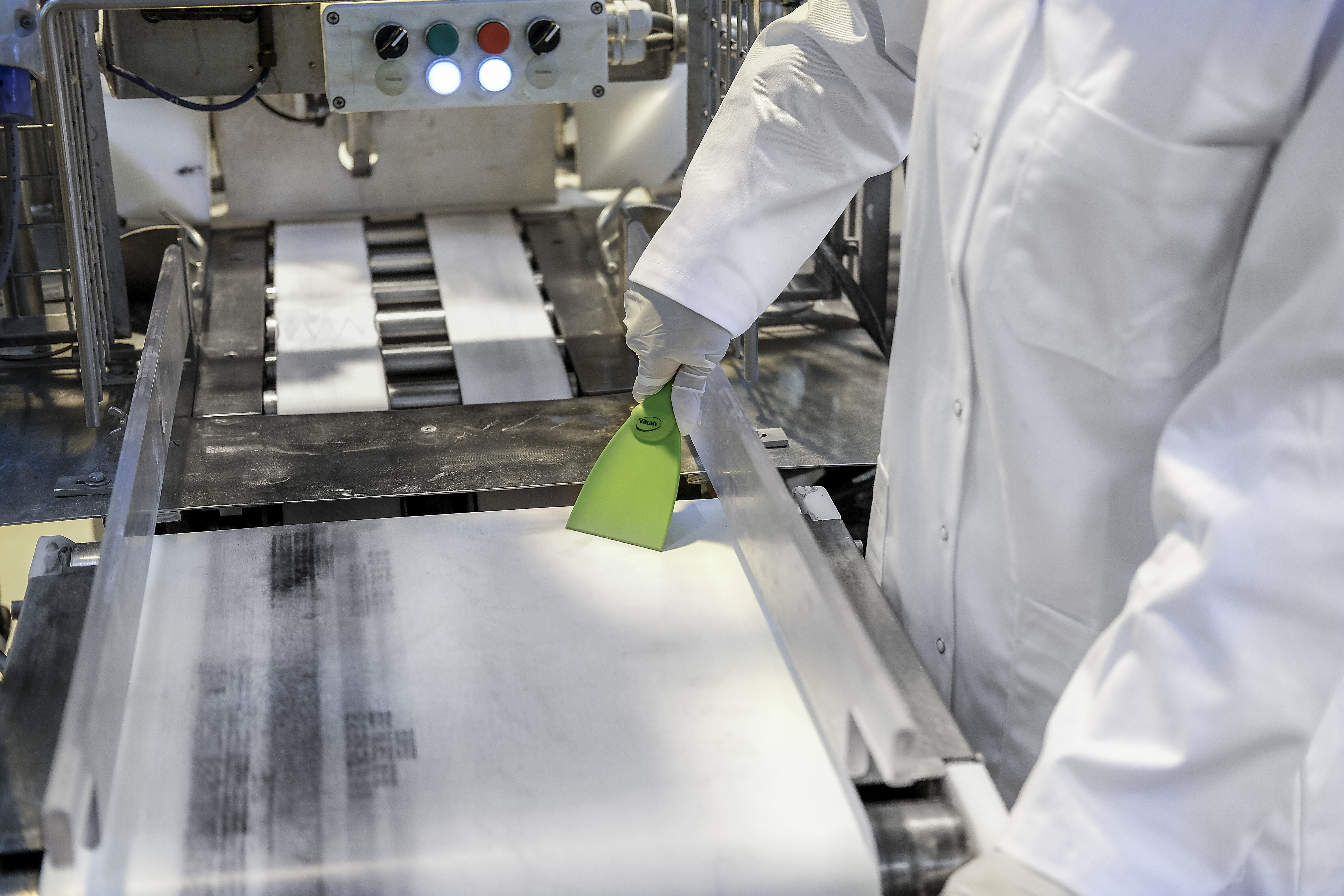 Vikan Hand Scraper, 75 mm, Blue