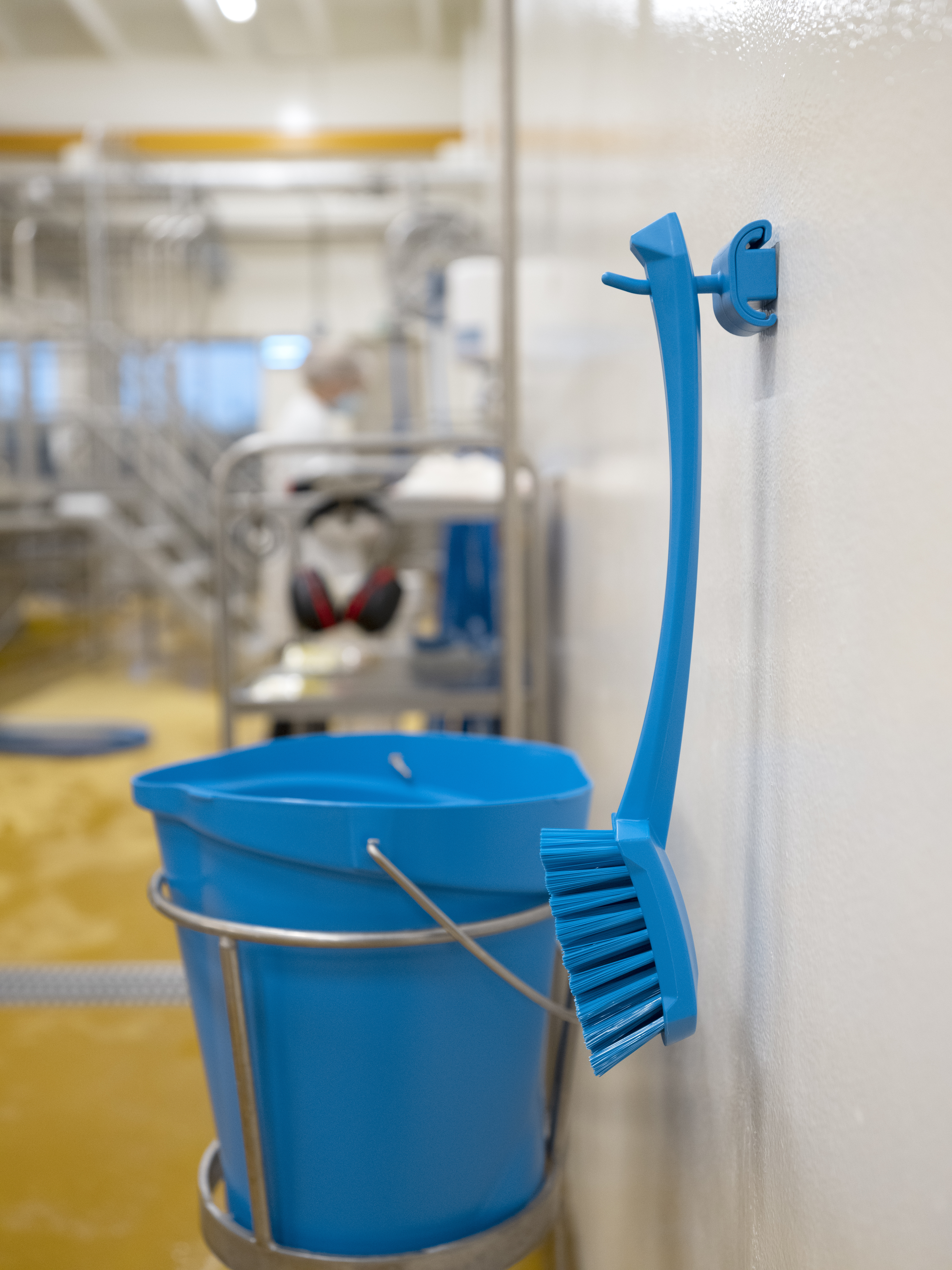 Vikan, Hygienic Wall Bracket, Single Hook Module, 41 mm, Blue