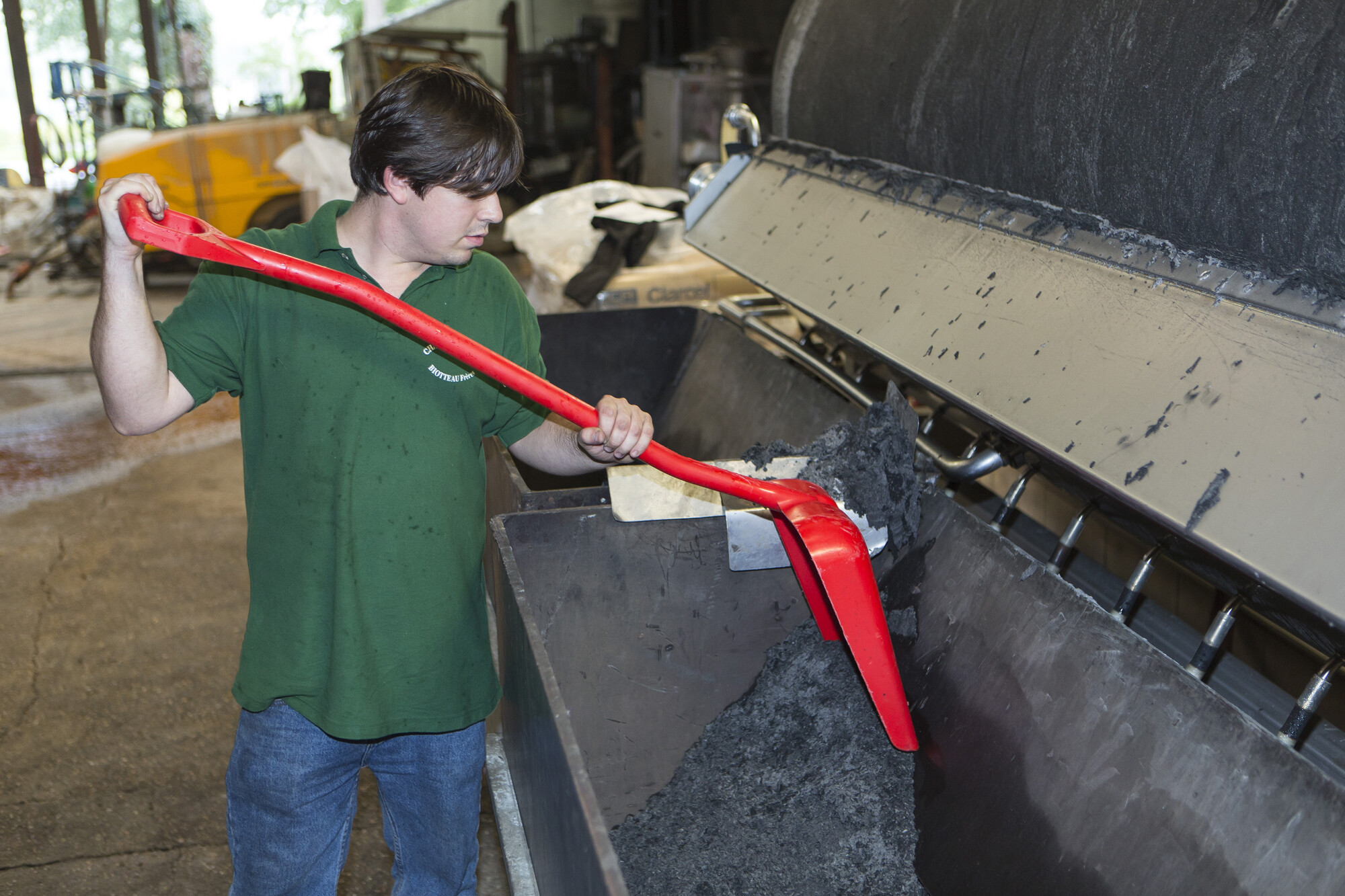 Vikan Ergonomic shovel, 1310 mm, Blue